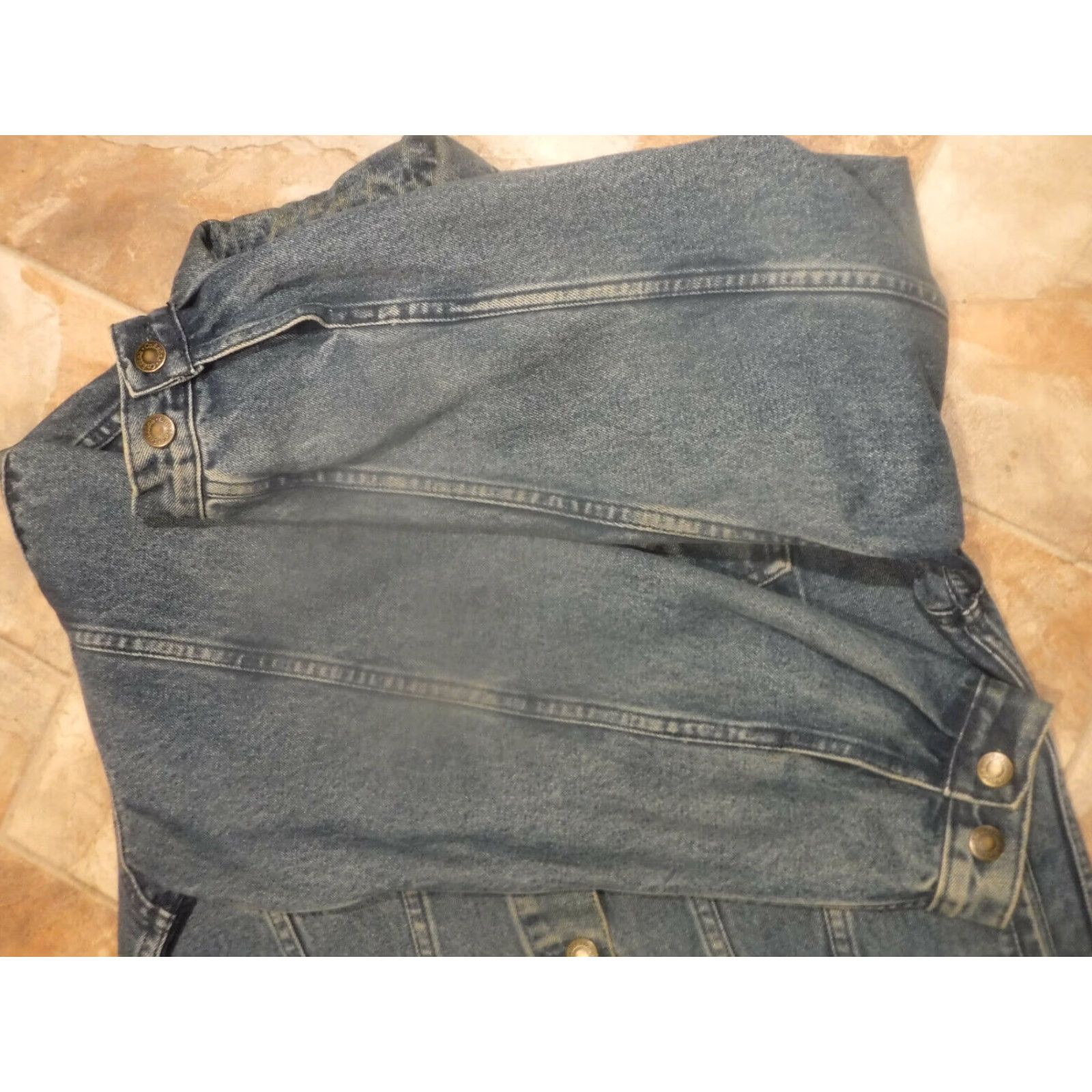 Vintage Vintage Cabela's Women's Small Blue Denim Trucker Jacket 4 Pocket 80s 90s Casual Women's Size 28" / US 6 / IT 42 - 7 Thumbnail