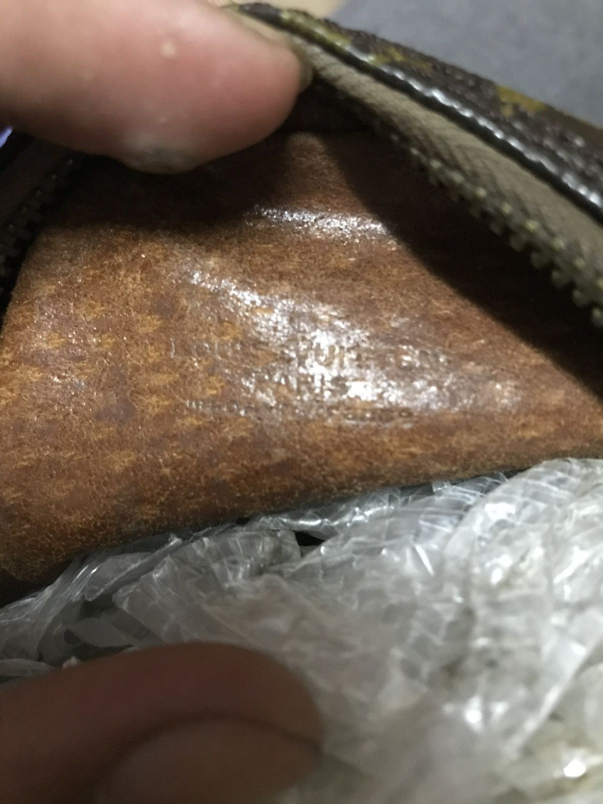 Louis Vuitton Amazon Crosbody Bag Vintage Louis Vuitton Size ONE SIZE - 12 Thumbnail