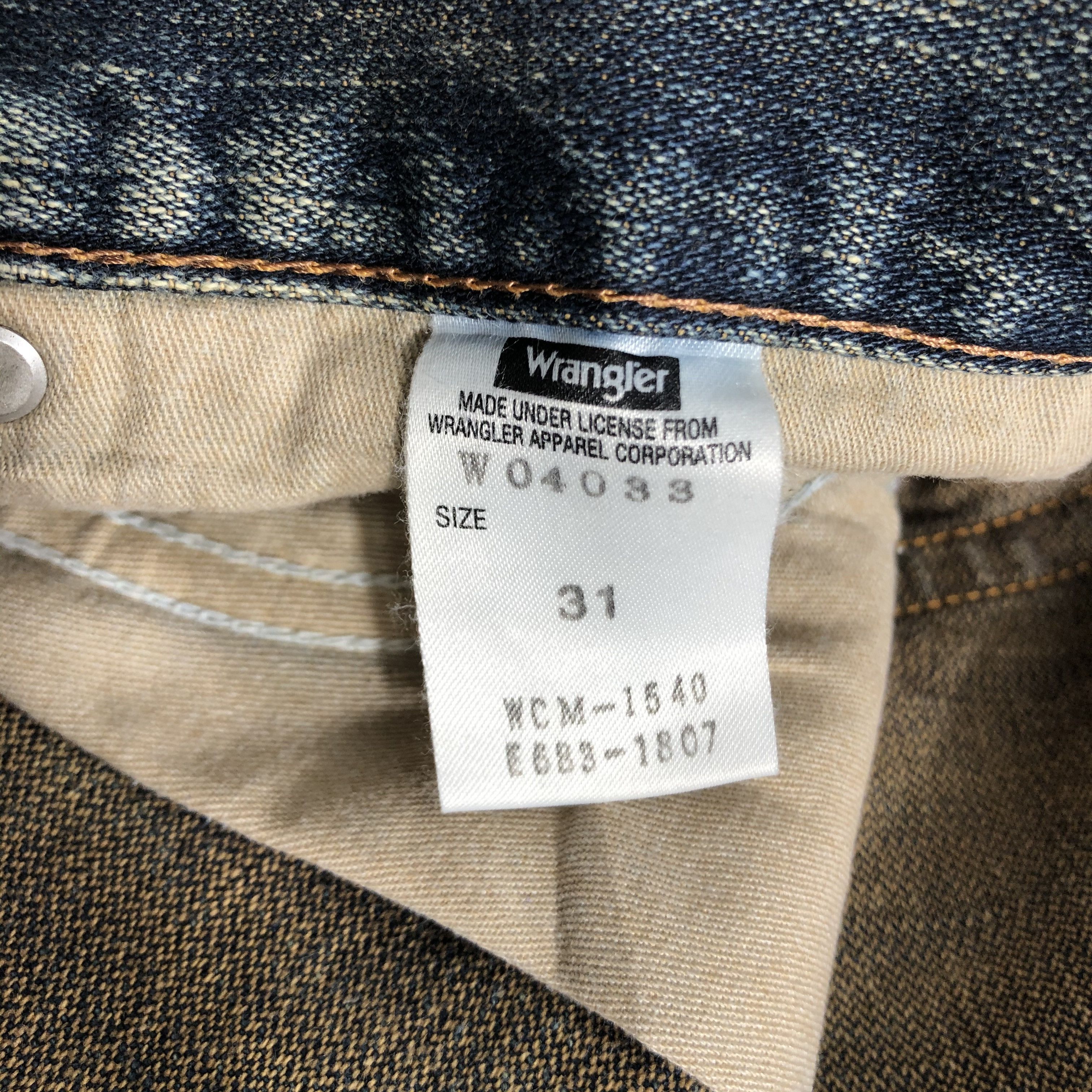 Vintage Blue Wash Wrangler Jeans-JM3245