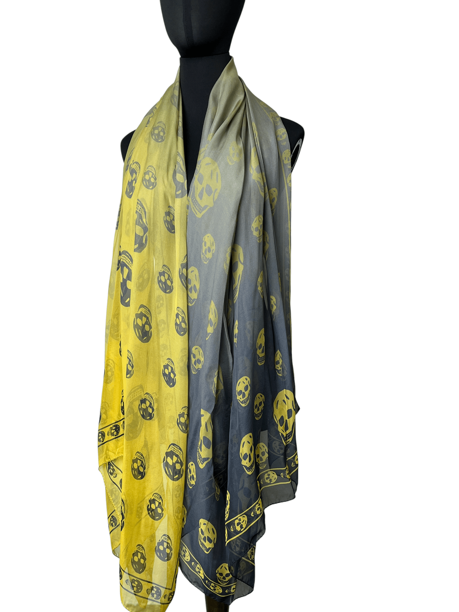 Multicolour Rectangular Scarf With Skull Pattern