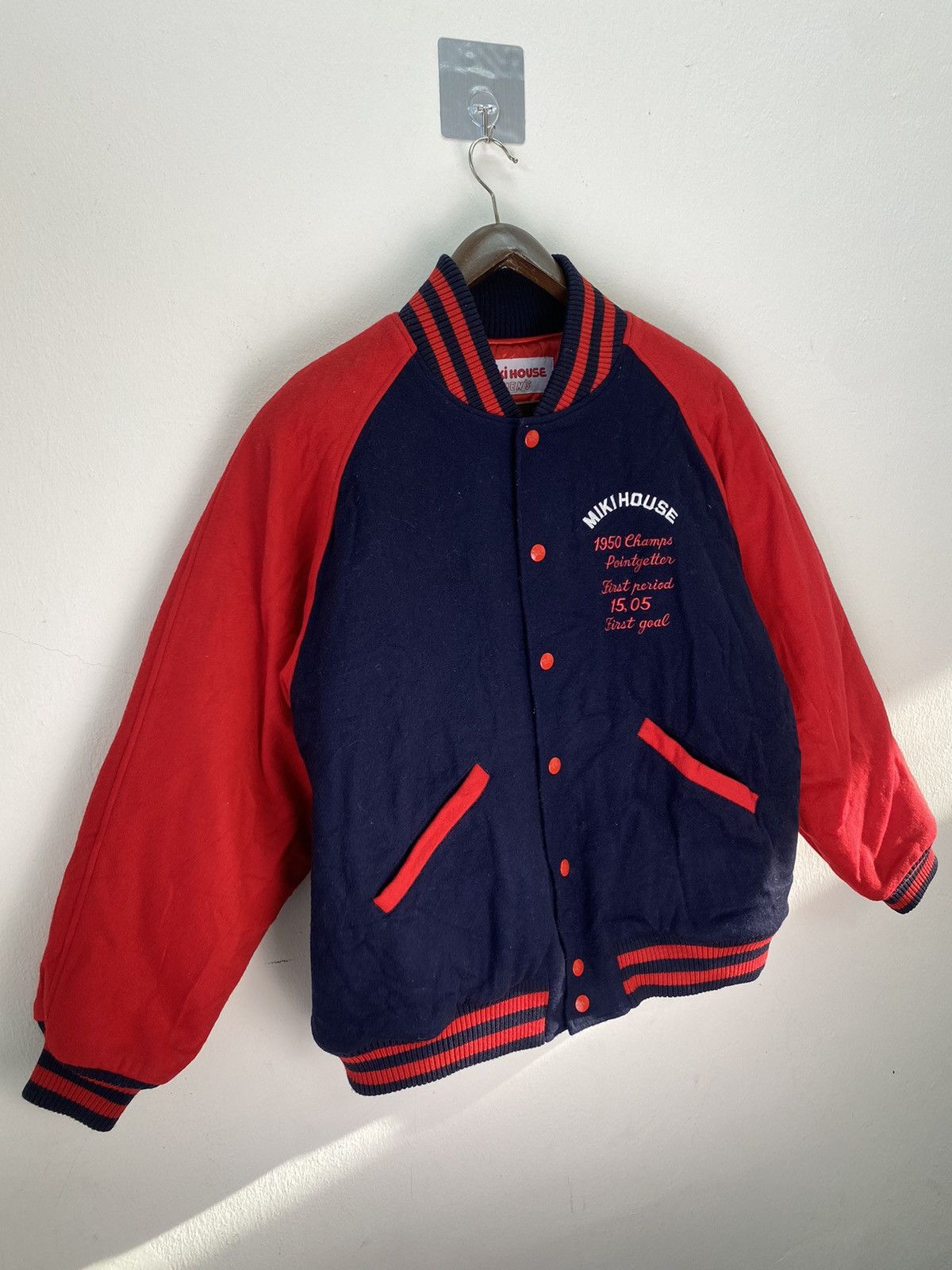 Disney Vtg Mickey Mouse Coach Bomber Jacket Made In Japan Size US M / EU 48-50 / 2 - 4 Thumbnail