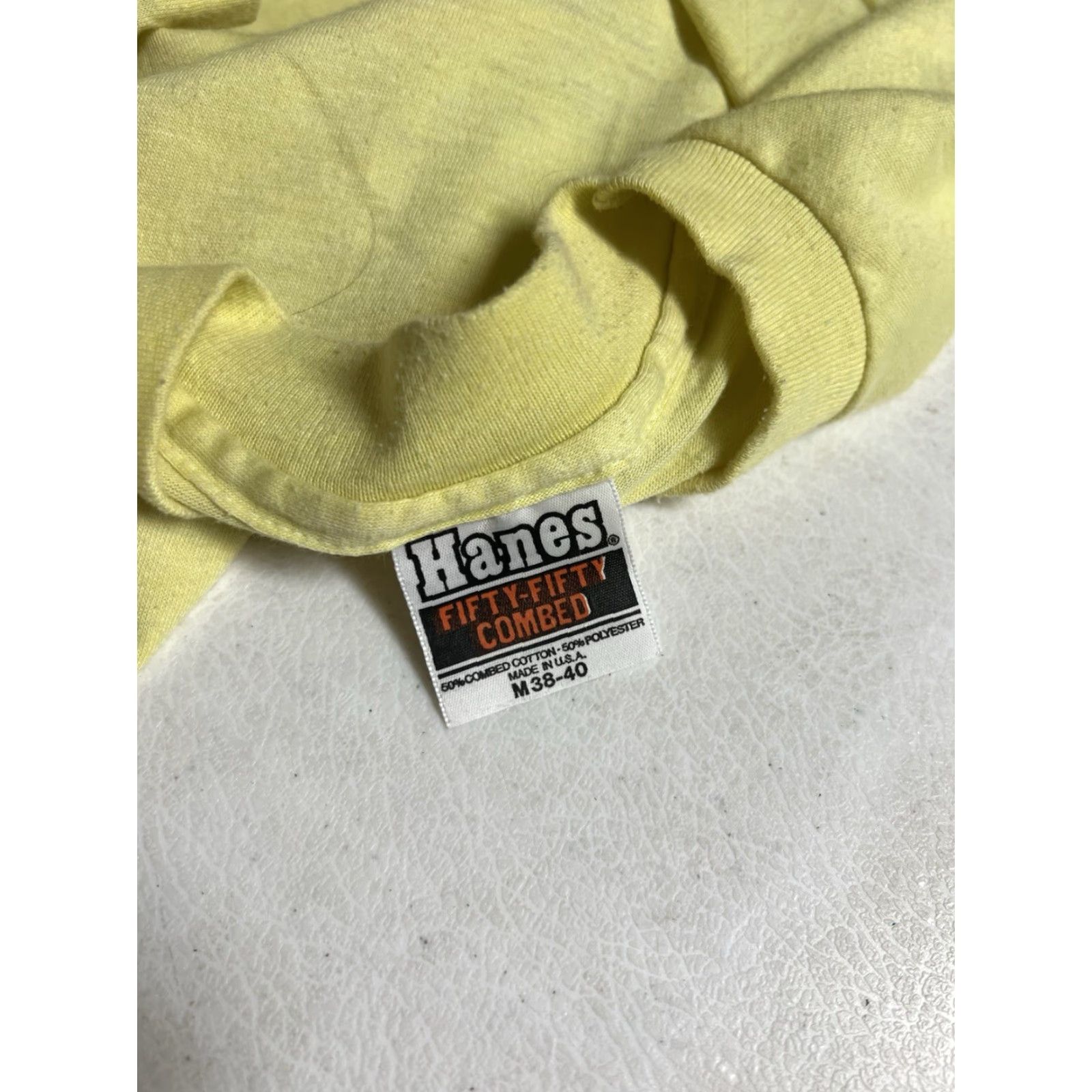 Hanes VINTAGE Hanes T-Shirt Dublin New Hampshire Town Hall Yellow M Crew Neck Short Sleeve Graphic Print Mens Size US M / EU 48-50 / 2 - 4 Thumbnail