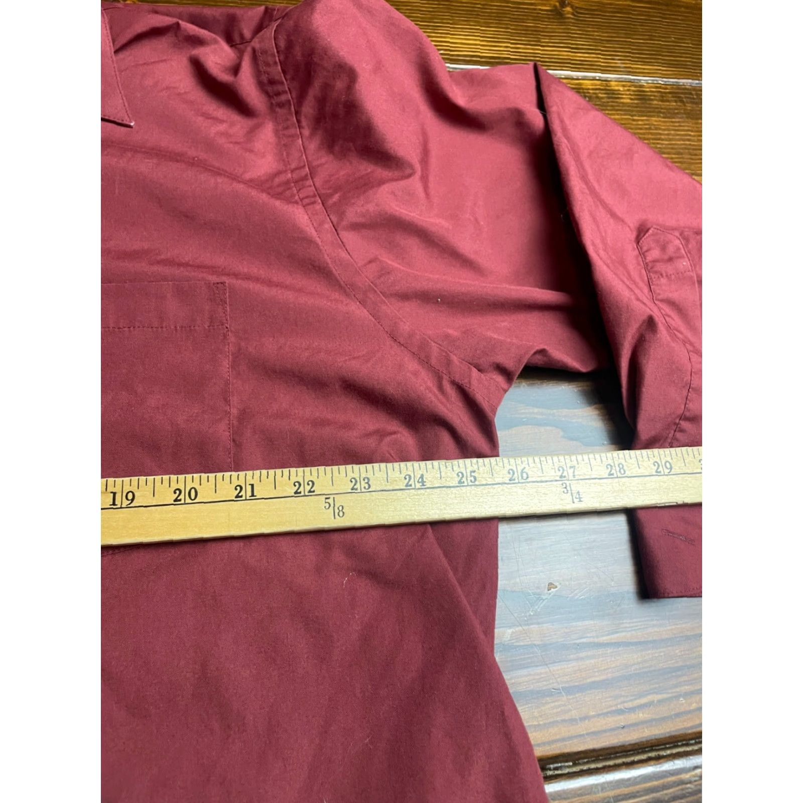 Van Heusen VINTAGE Van Heusen Shirt Mens XL Red Maroon Poplin Button Up Long Sleeve Size US XL / EU 56 / 4 - 5 Thumbnail