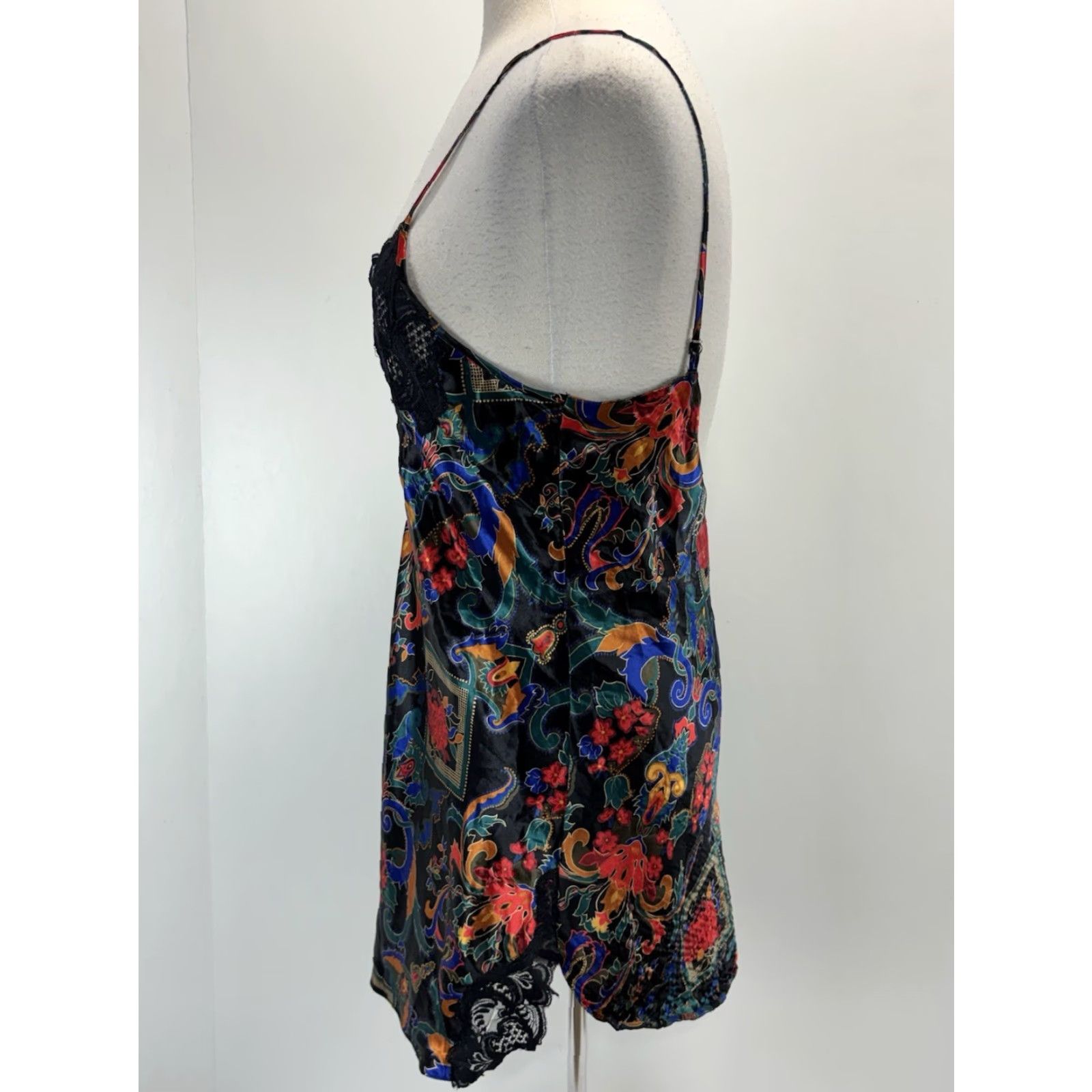 Victoria's Secret VINTAGE Victoria's Secret Gown Chemise Sleeveless Black Floral Satin Lace M 90s Nightgown Womens Size ONE SIZE - 2 Thumbnail