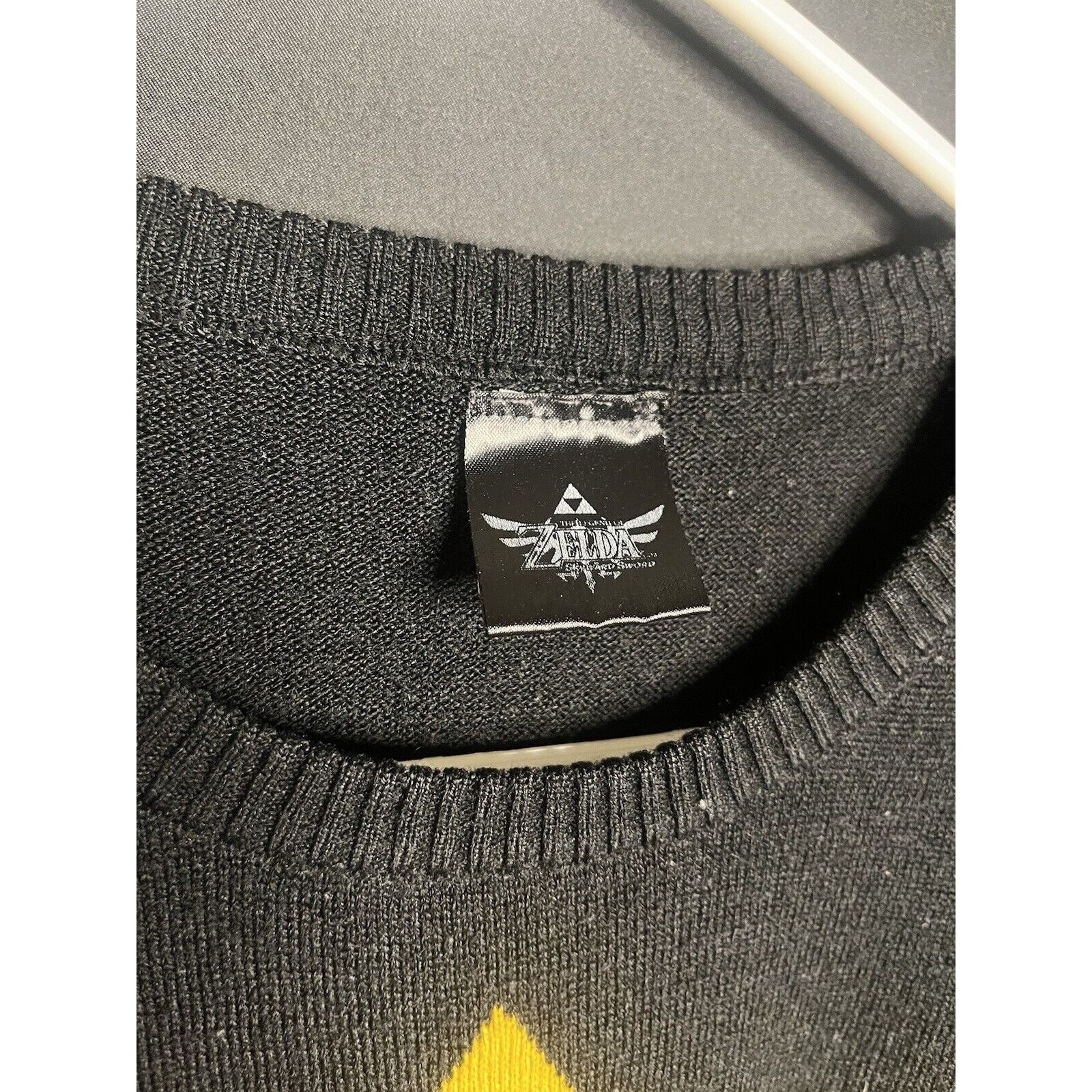Nintendo zelda sweater size medium black nintendo links badge logo ga Size US M / EU 48-50 / 2 - 2 Thumbnail
