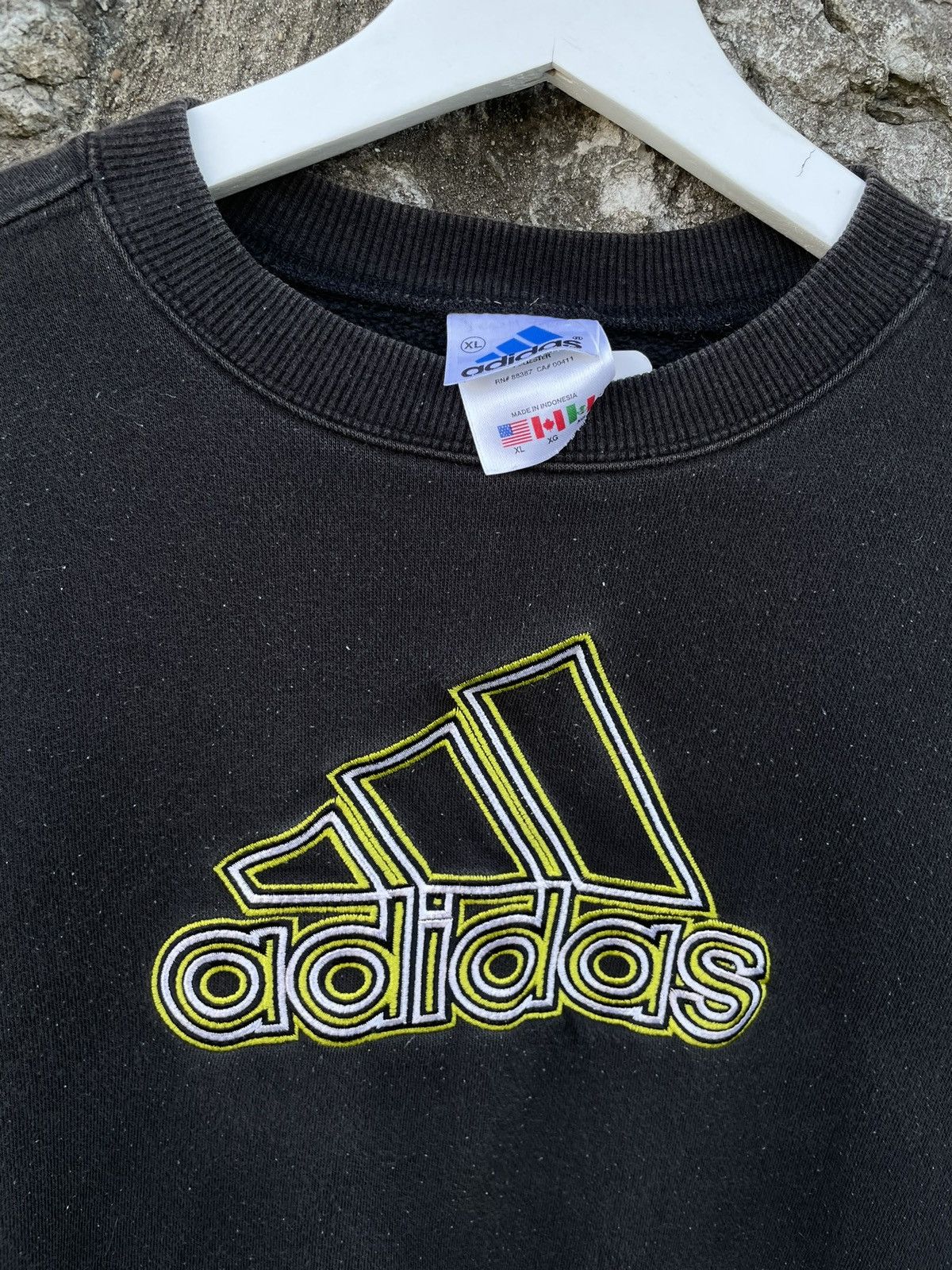 Adidas × Vintage Vintage 90s Adidas Embroidered Sweatshirt M/L Size US M / EU 48-50 / 2 - 2 Thumbnail