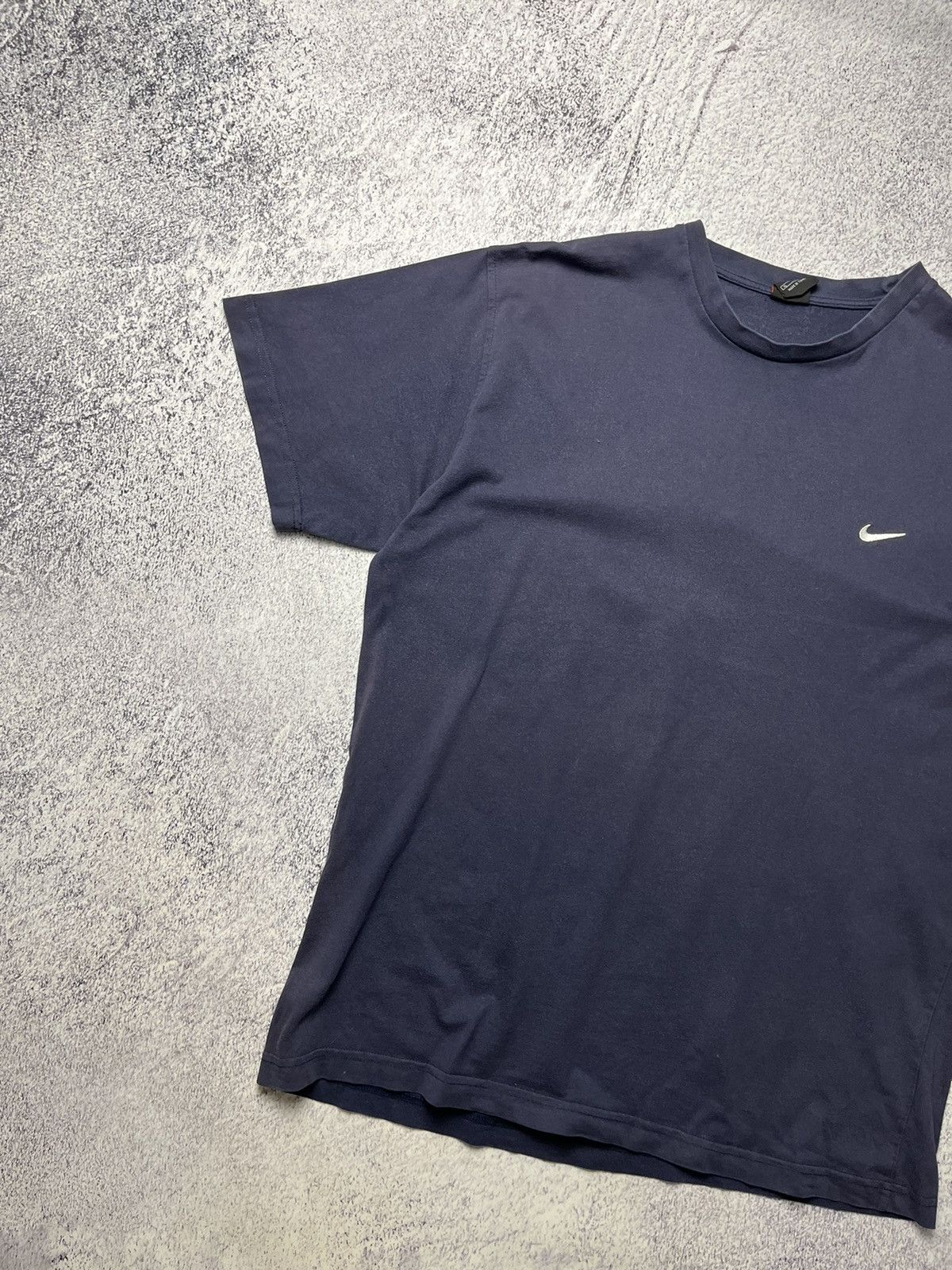 Nike Vintage THRASHED Nike Distressed Tee Shirt Mini Check Size US XL / EU 56 / 4 - 2 Thumbnail