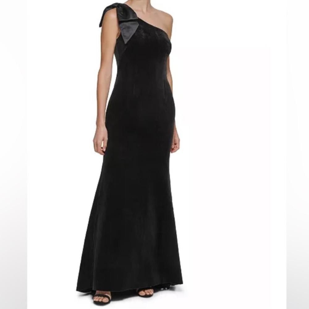 Designer Eliza J l Velvet One Shoulder Gown Size 8 Size M / US 6-8 / IT 42-44 - 12 Thumbnail