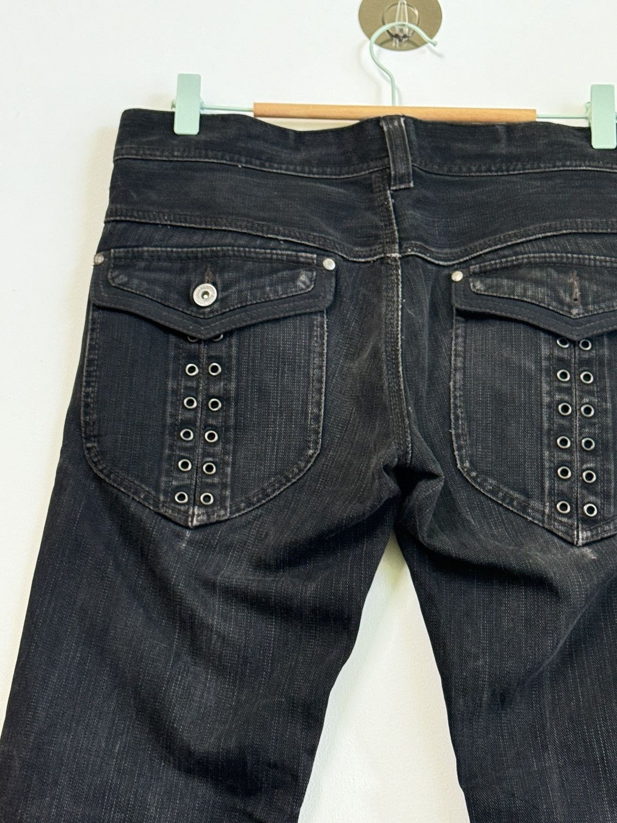 Nicole Club HIDEWAYS NICOLE TWIST LEG BLACK DENIM JEANS Size US 31 - 10 Thumbnail