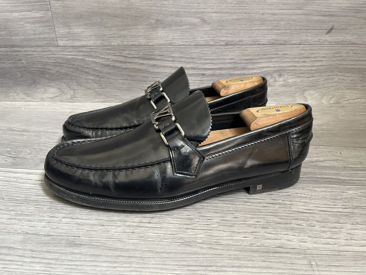 Louis Vuitton Louis Vuitton major LV logo slip on loafers uk 7.5 Size US 8.5 / EU 41-42 - 4 Thumbnail