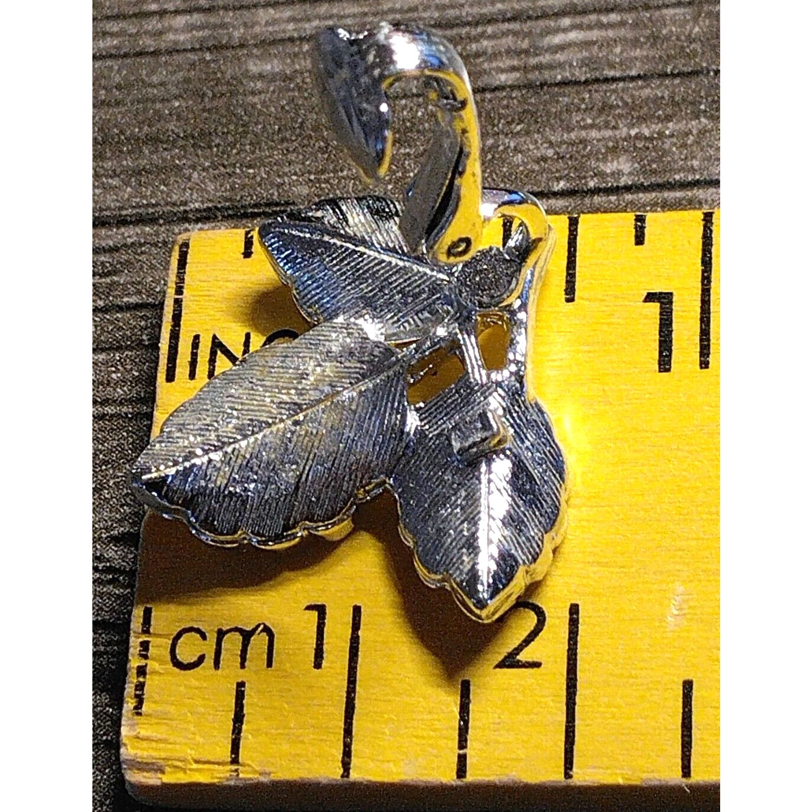 The Unbranded Brand Sarah Coventry Three Leaf Leaves Brooch Pin & Clip Earrings Size ONE SIZE - 4 Thumbnail