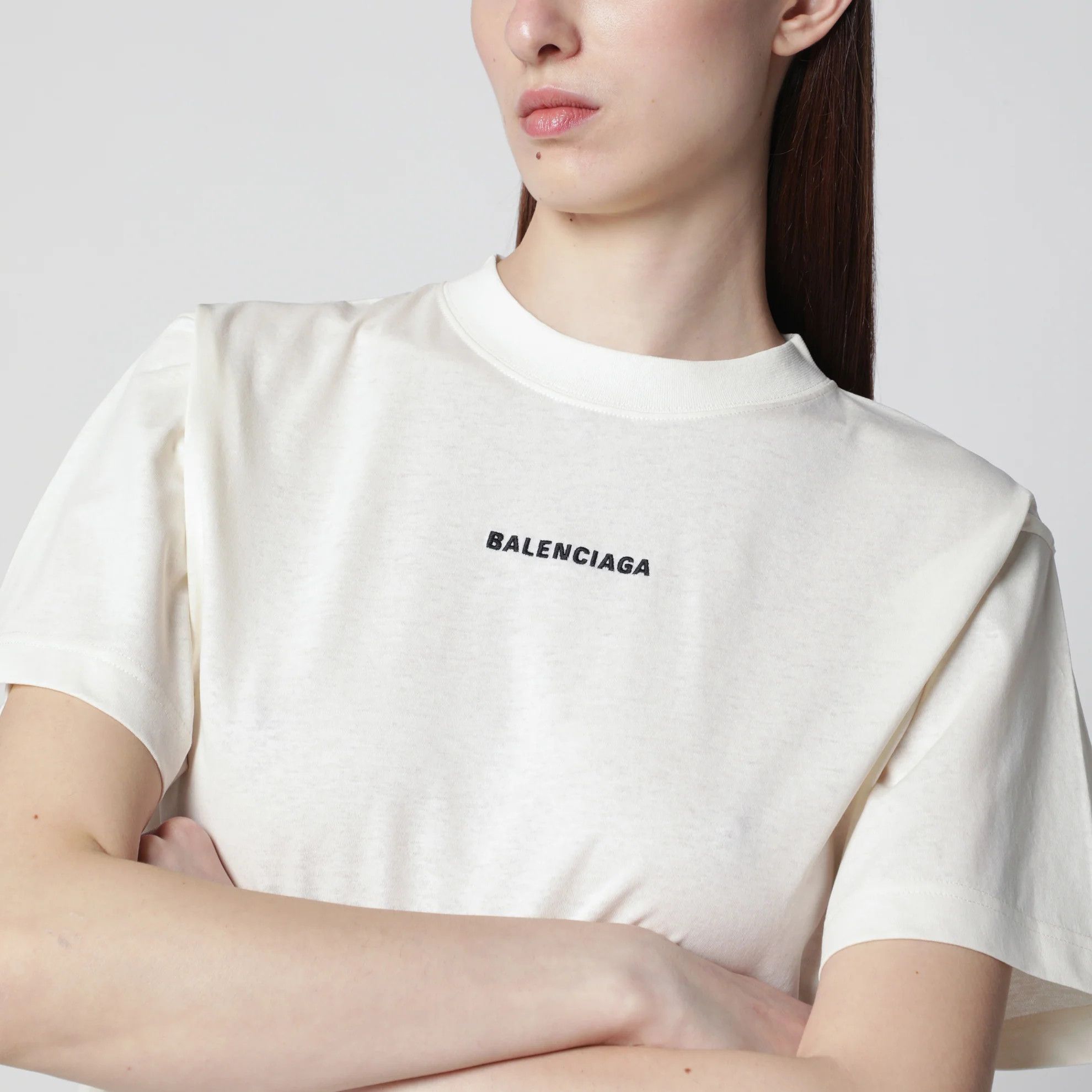 Balenciaga o1d2blof0426 Balenciaga Back Medium Fit T-Shirt in Cream Size S / US 4 / IT 40 - 4 Thumbnail