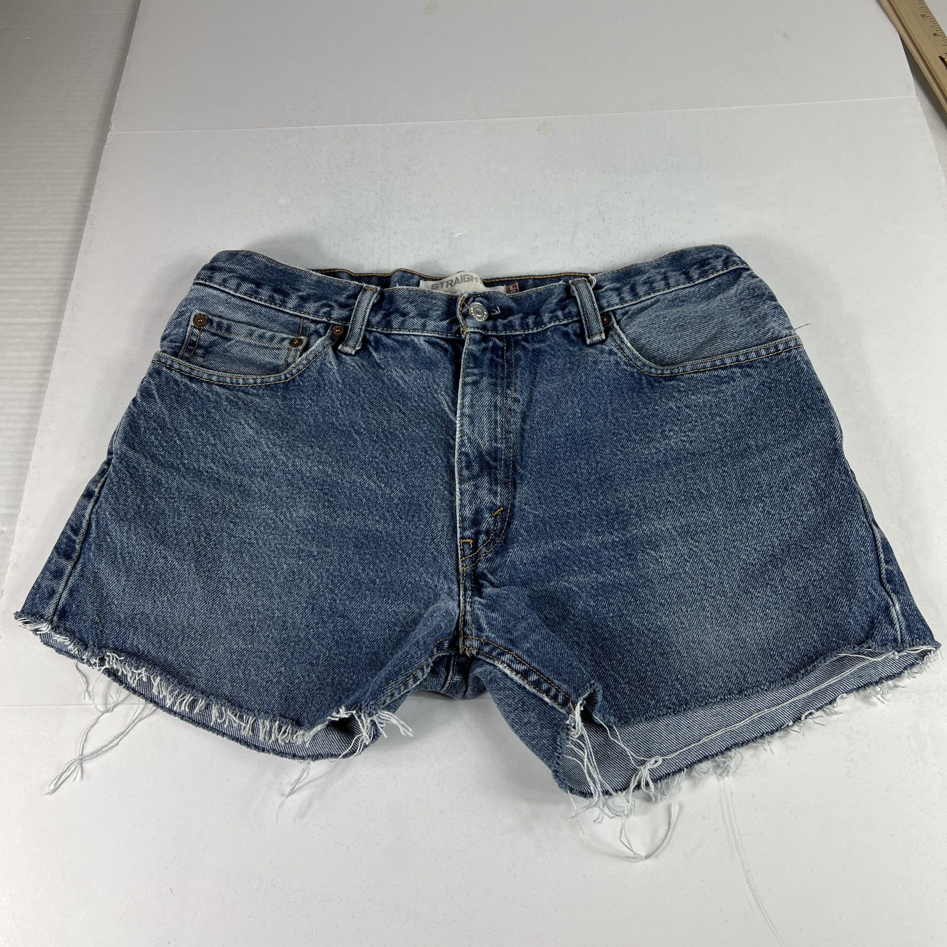 Levi's Levi's Jean Shorts 505 Faded Cut Off Cotton Denim Jorts Size US 34 / EU 50 - 1 Thumbnail