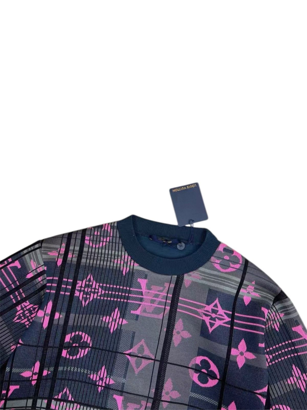 Louis Vuitton Louis Vuitton L Pullover Monogram Sweatshirt crewneck Size US L / EU 52-54 / 3 - 3 Thumbnail