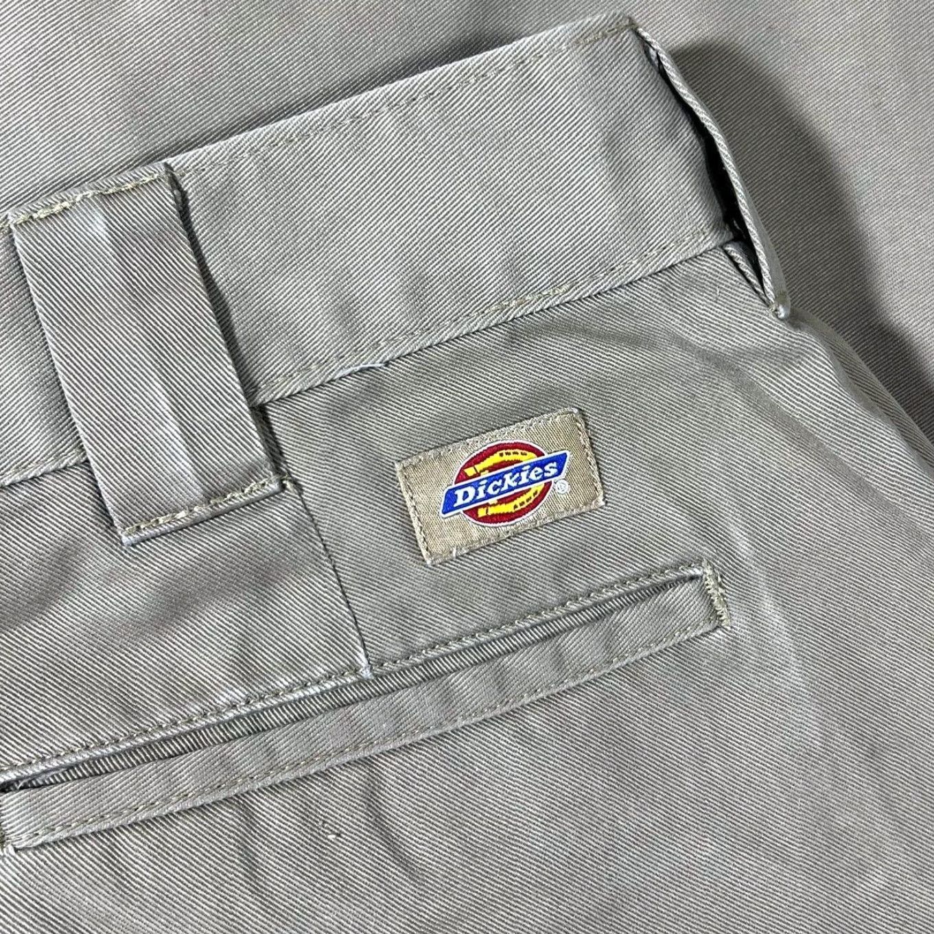 Dickies Dickies Classic Skater Chino Shorts Brown Beige 34 Regular Men Vintage? Wait no Size US 34 / EU 50 - 3 Thumbnail