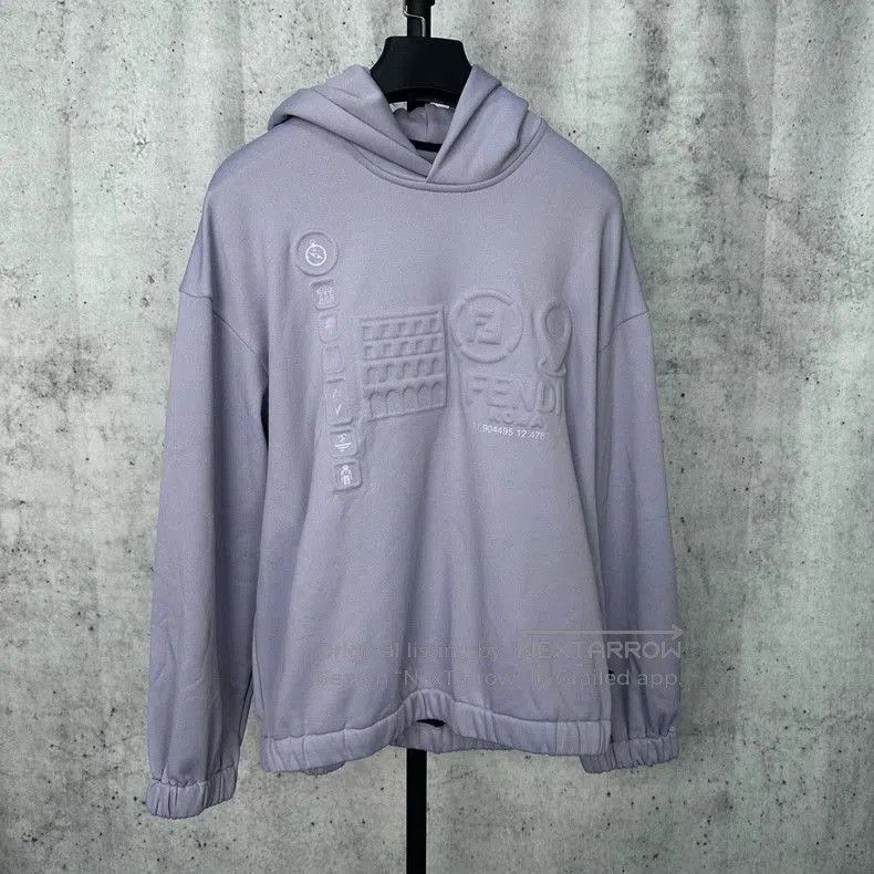 Fendi Fendi Embossed Logo Hoodie. Size US L / EU 52-54 / 3 - 1 Thumbnail