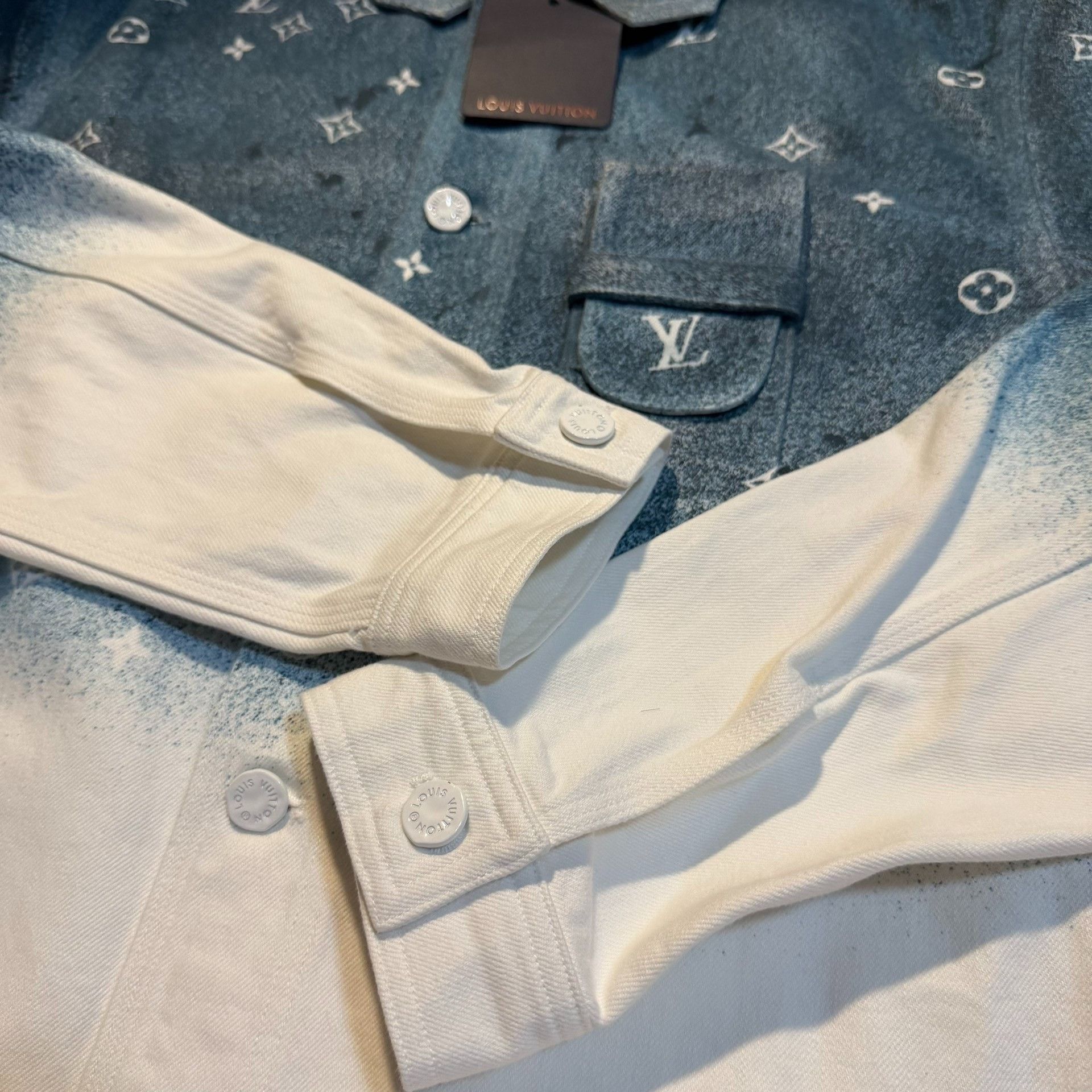 Louis Vuitton Louis Vuitton Monogram Gradient Denim Jacket Size US M / EU 48-50 / 2 - 5 Thumbnail
