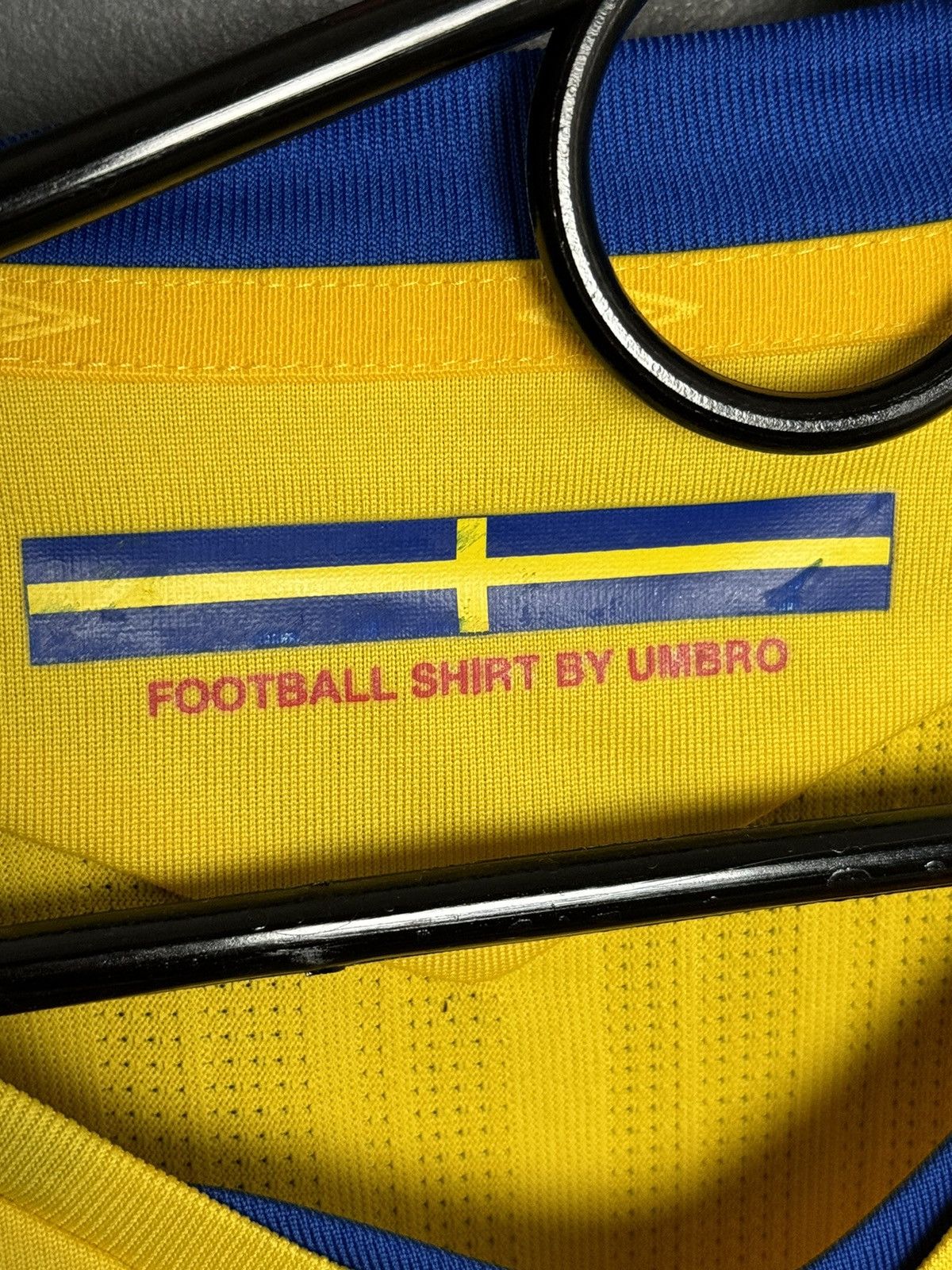 Umbro Sweden National Team 07/08 Home Football Jersey T-Shirt Size US XL / EU 56 / 4 - 6 Thumbnail