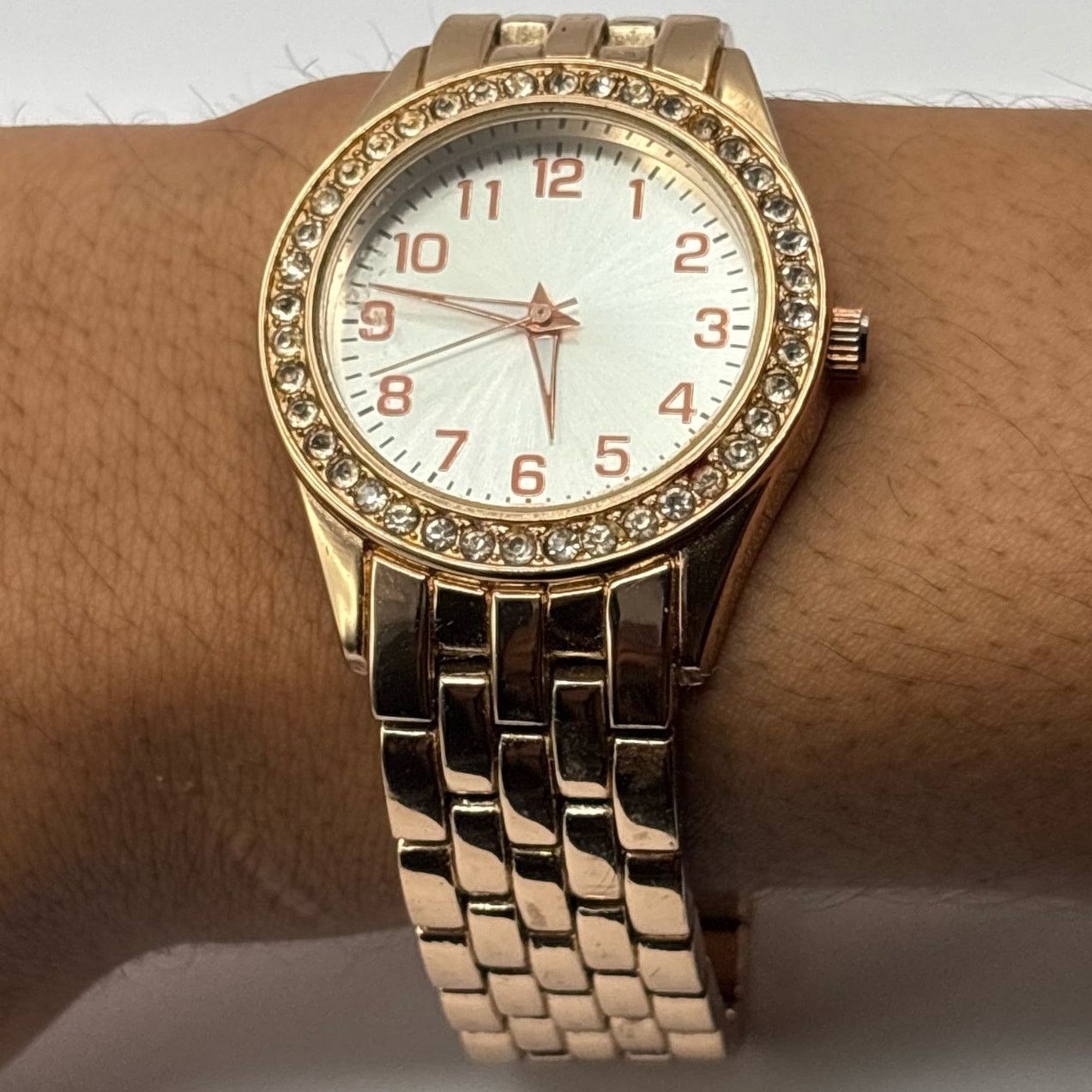 Gold Men's Analog Watch