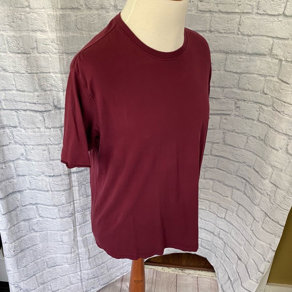 St. Johns Bay St. John’s Bay men L heritage cotton blend short sleeve Crew Size US L / EU 52-54 / 3 - 4 Thumbnail