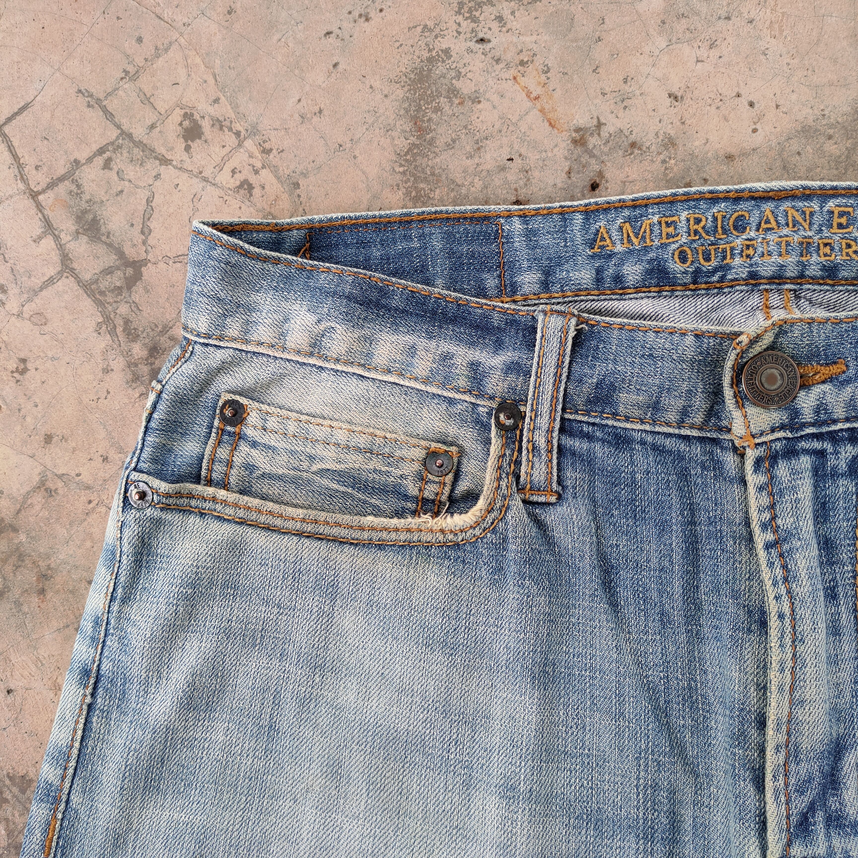 Japanese Brand × Vintage VINTAGE JAPANESE FADED DISTRESSED JEANS DENIM PANTS Size US 31 - 6 Thumbnail