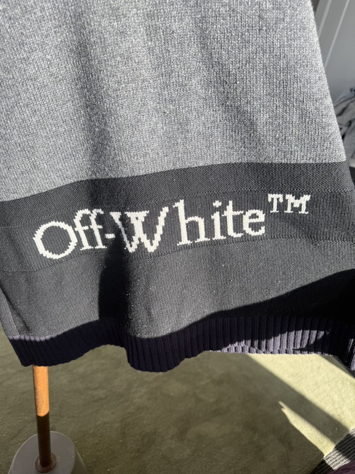 Off-White Off-White sweater. Size US M / EU 48-50 / 2 - 2 Thumbnail