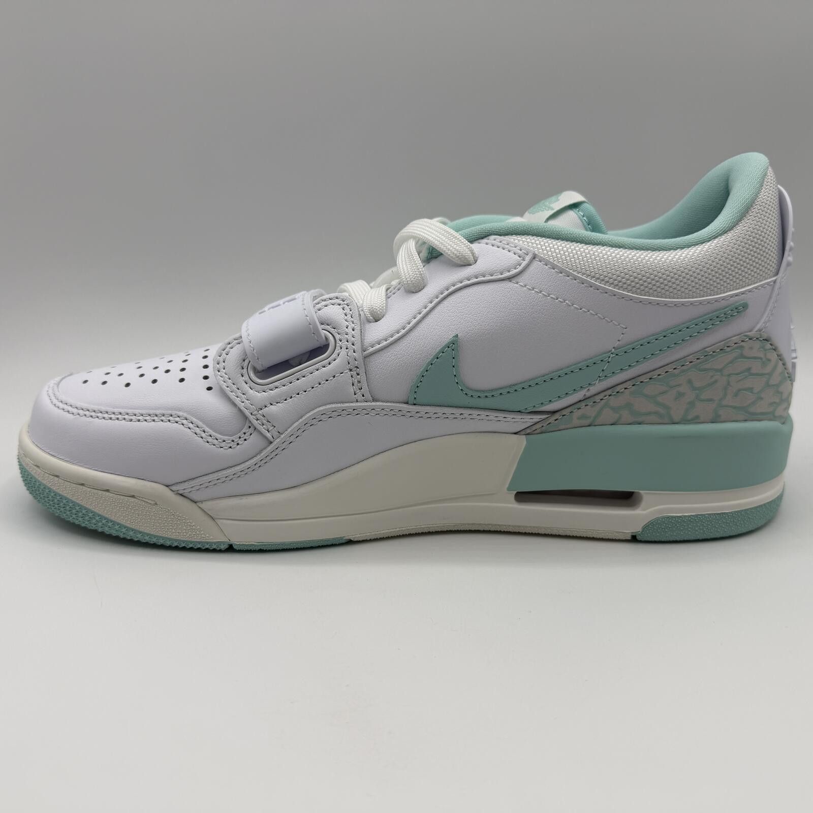 Nike Nike Air Jordan Legacy 312 Low Light Dew Women Shoes Size 10 Size US 10 / IT 40 - 7 Thumbnail