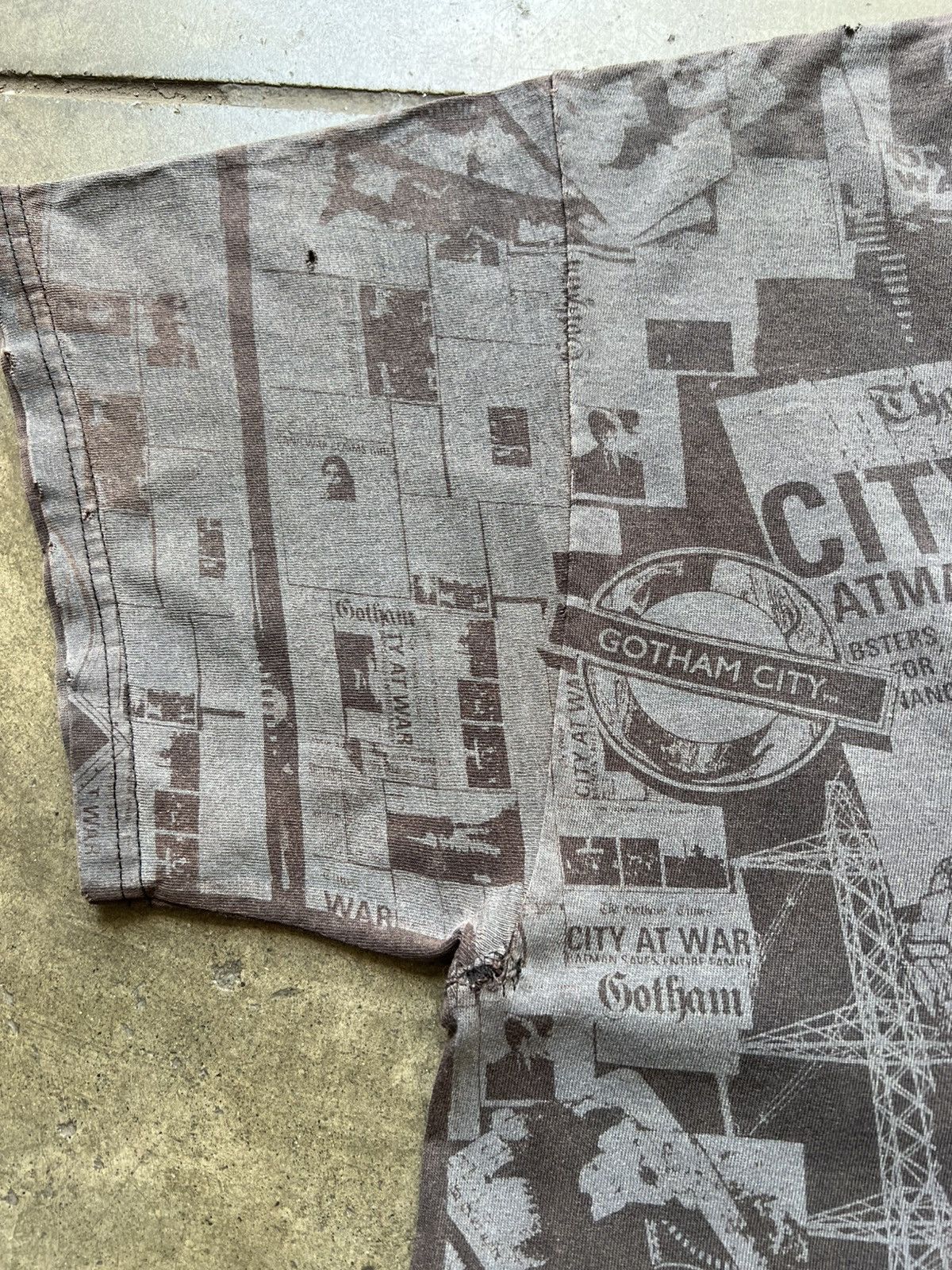 DC Comics × Vintage VTG 2008 The Dark Knight Movie Promo Tee Shirt Joker Size US XL / EU 56 / 4 - 4 Thumbnail