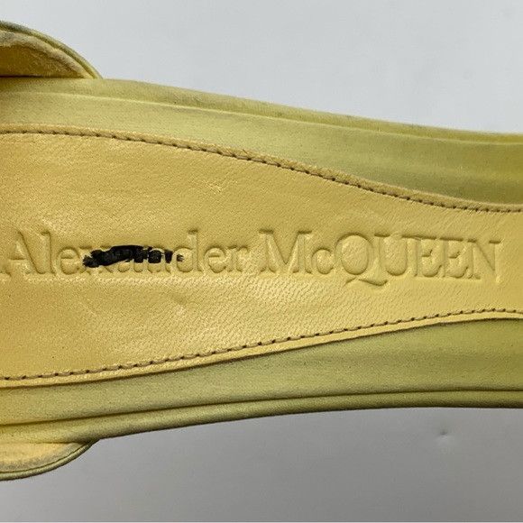 Alexander McQueen Alexander McQueen Ankle Strap Satin Heel Sandal Size US 10 / IT 40 - 14 Thumbnail