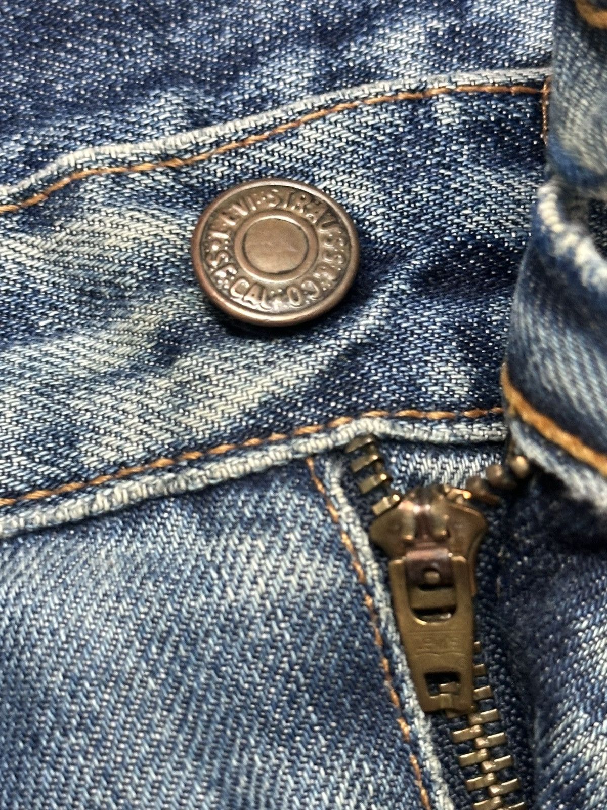 Levi's Levi's 560 Relaxed Fit Vintage Distressed Denim Faded Wash Size US 30 / EU 46 - 11 Thumbnail