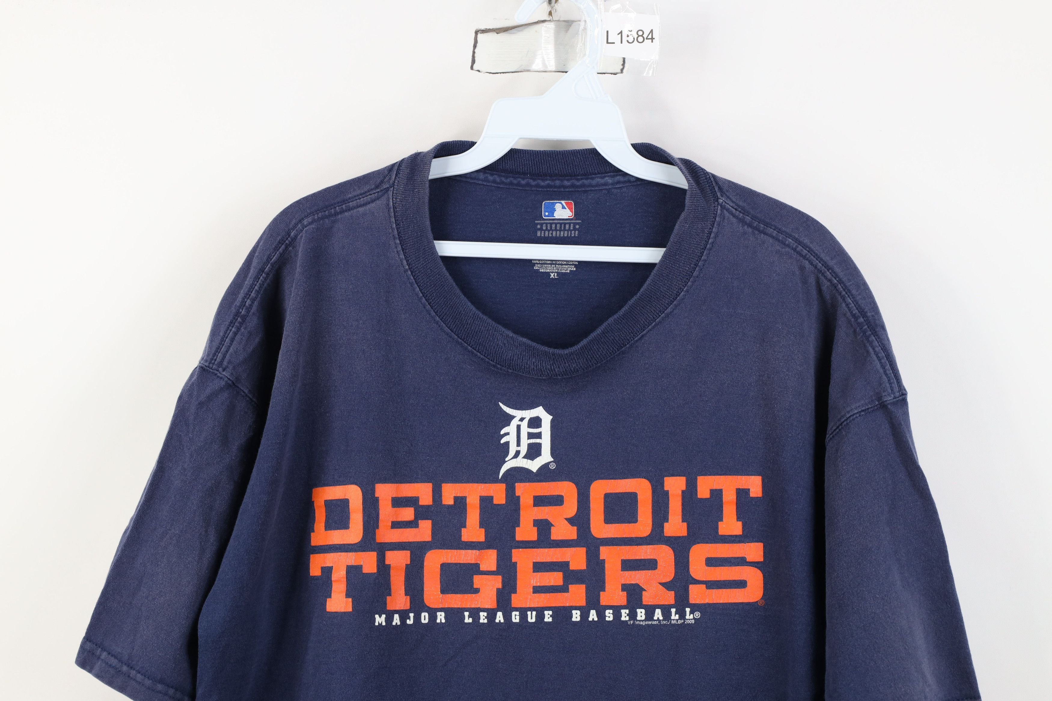 Vintage Vintage Y2K English D Detroit Tigers Baseball T-Shirt Blue Size US XL / EU 56 / 4 - 2 Thumbnail