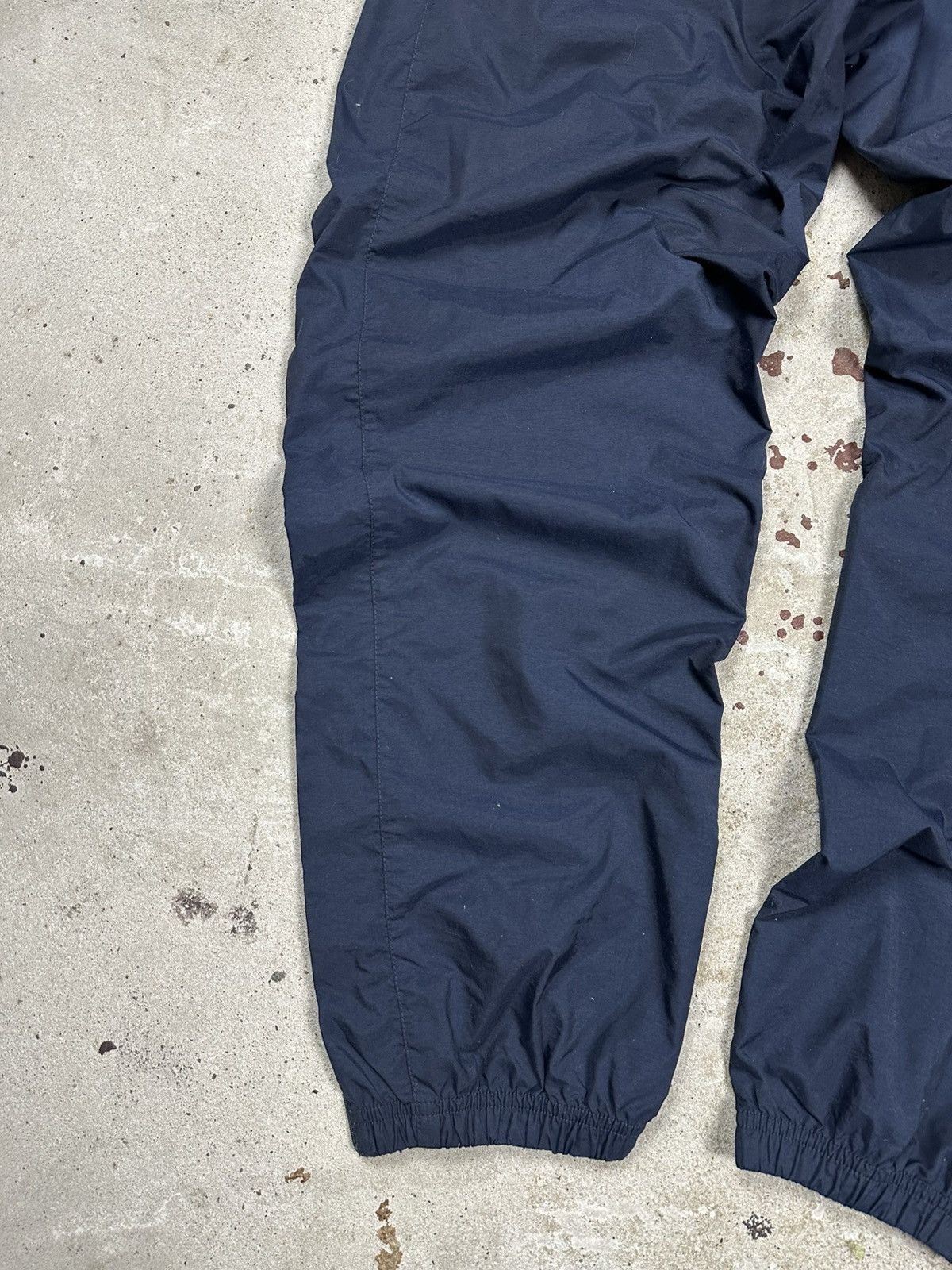 Nike Vintage Y2K Nike Navy Baggy Track Pants Swoosh rare 90s Size US 30 / EU 46 - 9 Thumbnail