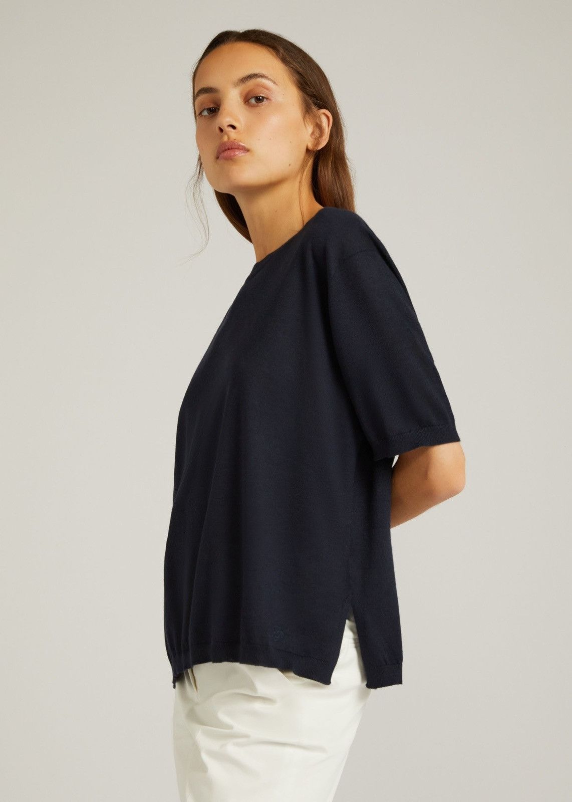 Loro Piana o1srvl11e0825 FAM7851 Val Dorcia Crewneck T-Shirt Navy Blue Size XS / US 0-2 / IT 36-38 - 2 Thumbnail
