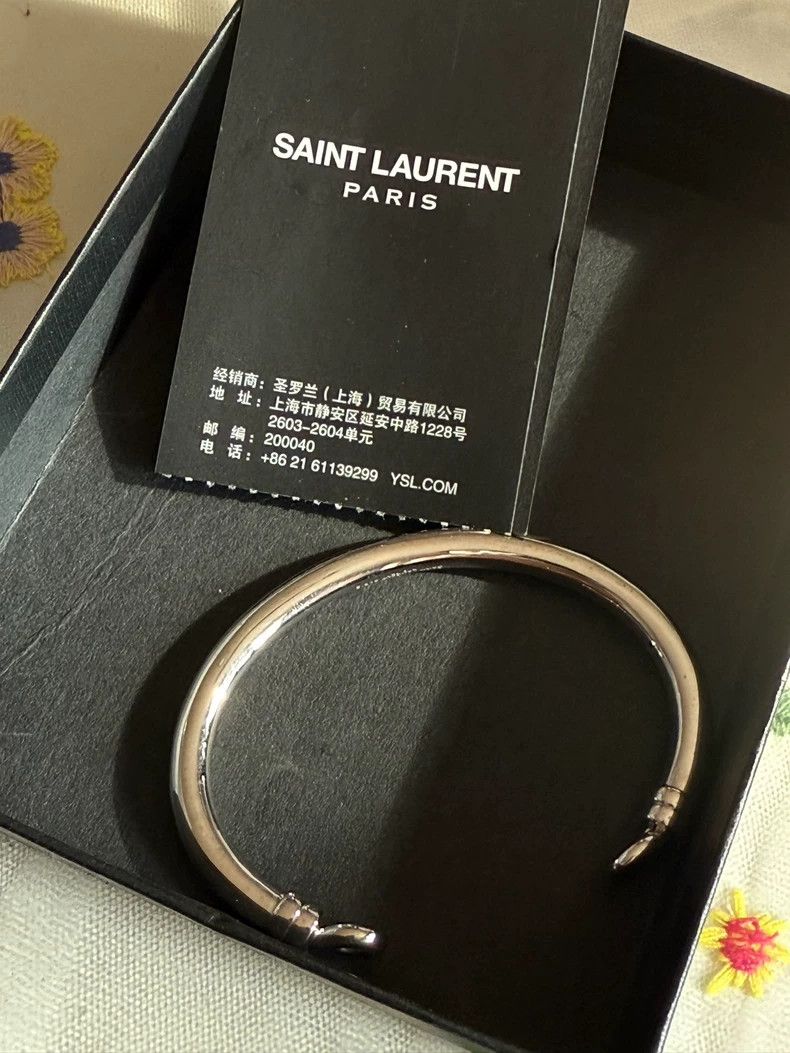 Saint Laurent Paris saint laurent parisBracelet 2503-Nextarrow Size ONE SIZE - 1 Thumbnail