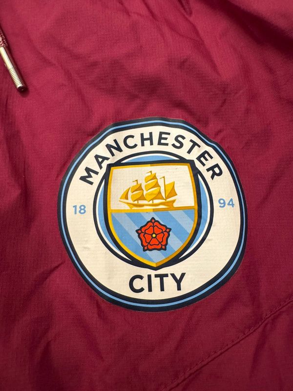 Nike Nike Performance Manchester City 2017/18 Windrunner size XL Size US XL / EU 56 / 4 - 6 Thumbnail