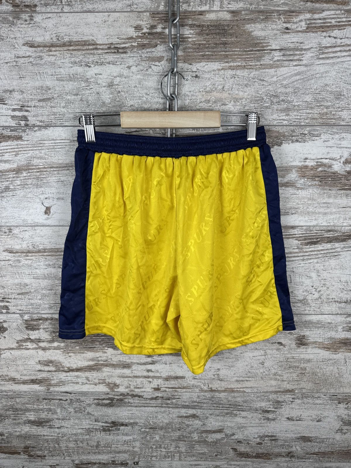 PONY Mens Vintage PONY Tottenham Hotspur FC shorts soccer size L Size US 34 / EU 50 - 5 Thumbnail