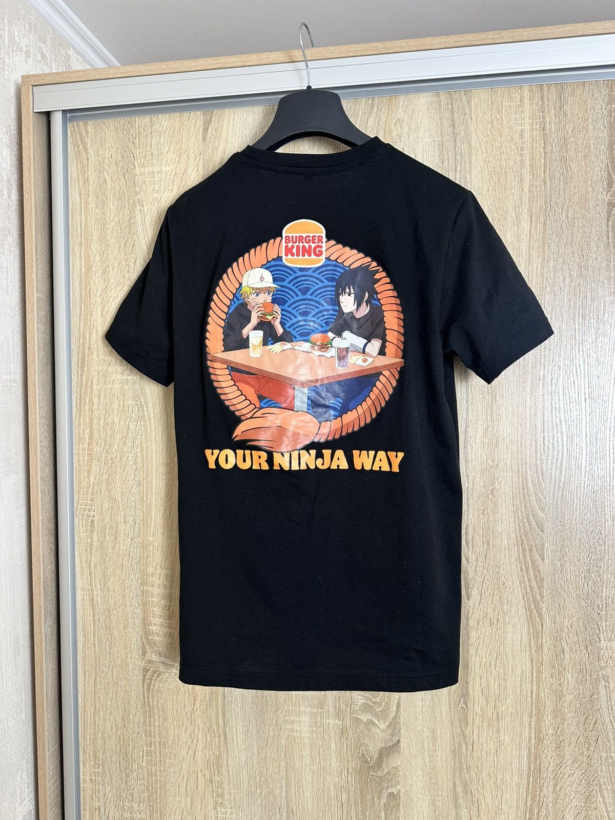 Anime 🔥 Naruto Burger King Sasuke Vintage T Shirt Anime One Piece Size US M / EU 48-50 / 2 - 2 Thumbnail