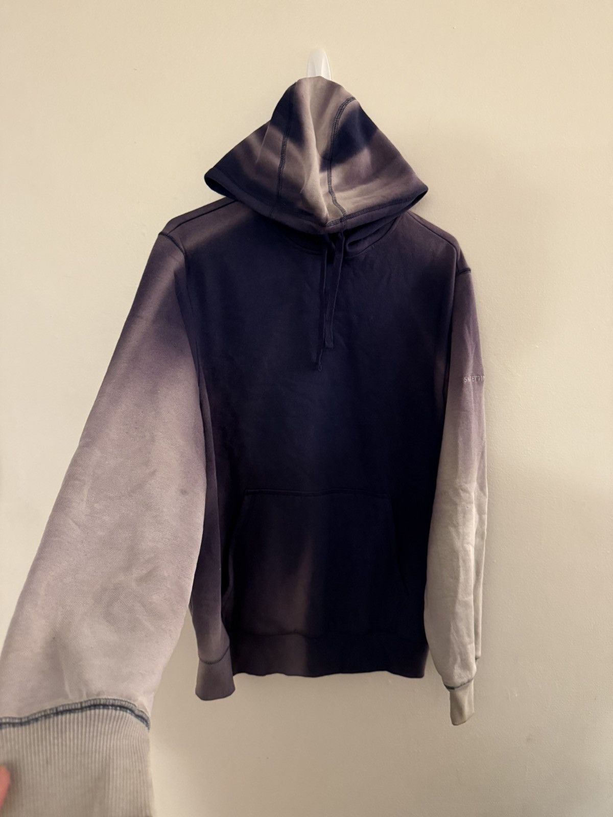 Vintage Vintage PERFECTLY FADED THRASHED Purple Blank Hoodie Size US L / EU 52-54 / 3 - 1 Thumbnail