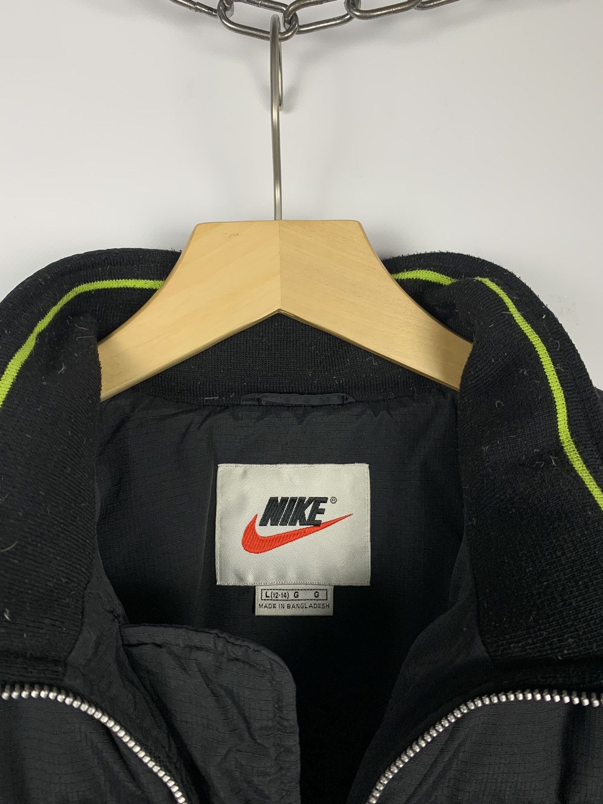 Nike Vintage 90’s Nike Spell Out Logo Puffer Jacket Size L 12-14 Size US XXS / EU 40 - 8 Thumbnail
