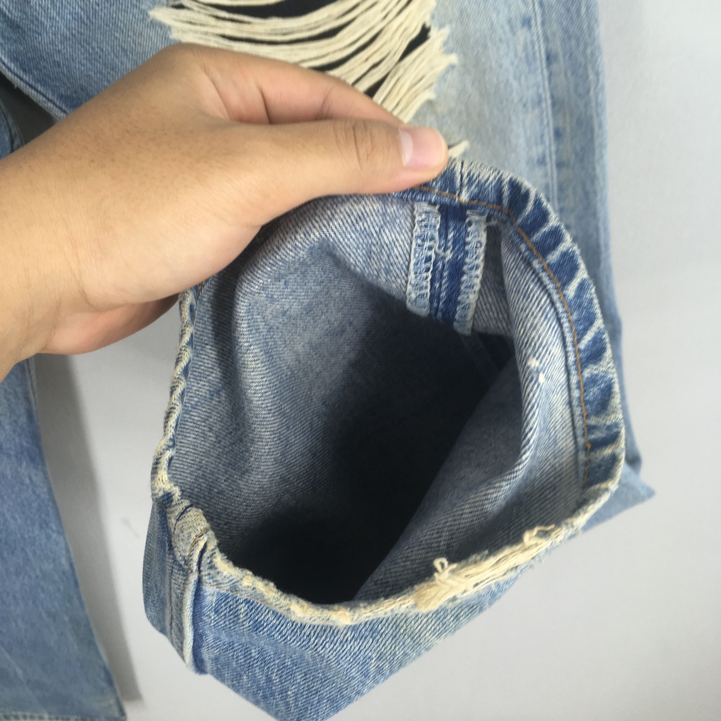 Size 33x28.5 Vintage 80s Levi's 501 Faded Blue Jeans