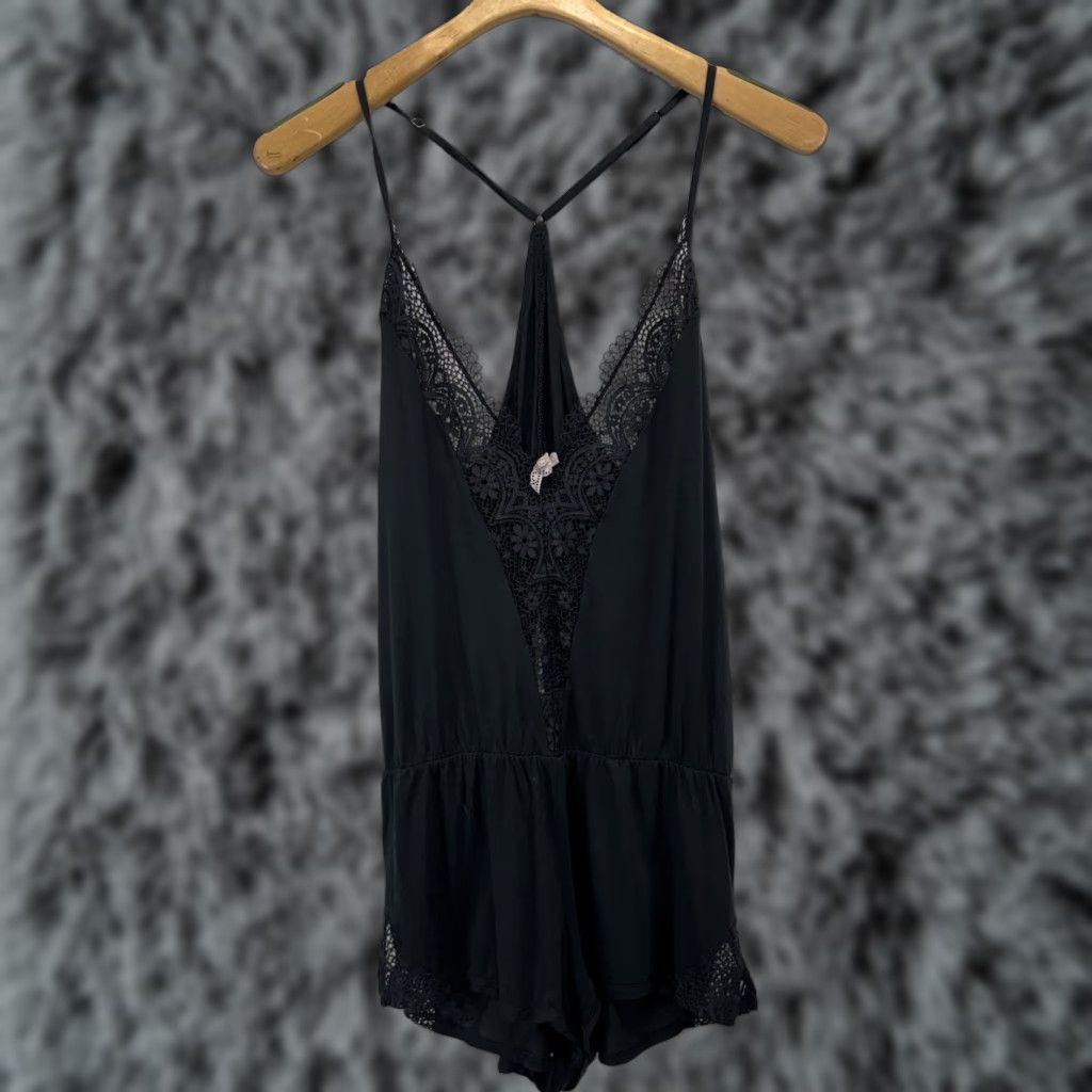 Victoria's Secret VICTORIA’S SECRET Teddy Short Romper One Piece Women’s M Black Lace Trim Strappy Sleeveless Pull On Size 32" / US 10 / IT 46 - 1 Thumbnail