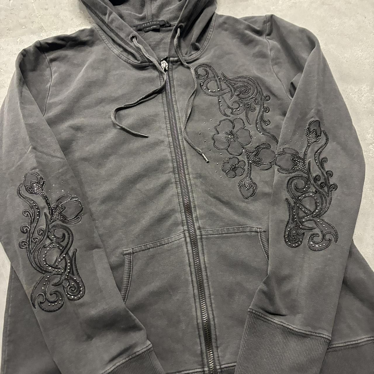 Japanese Brand × Vintage Crazy Vintage Y2K/2000s Grunge Grey Flower Cute Zip Up Hoodie! Size M / US 6-8 / IT 42-44 - 3 Thumbnail