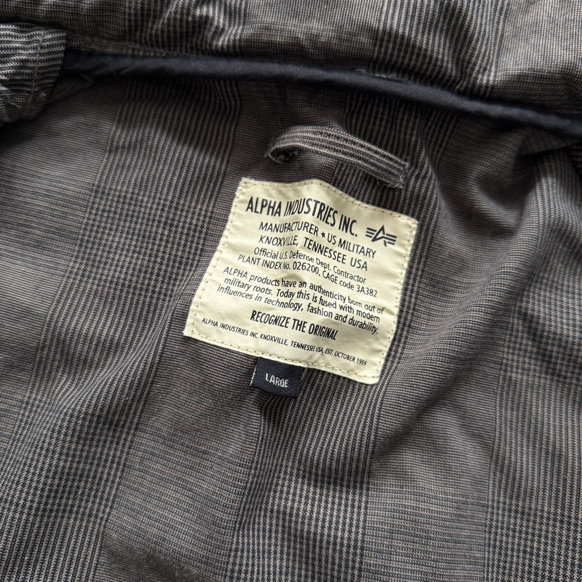 Alpha Industries × Vintage Alpha Industries M 65 Style Patchwork Field Jacket Size US L / EU 52-54 / 3 - 10 Thumbnail