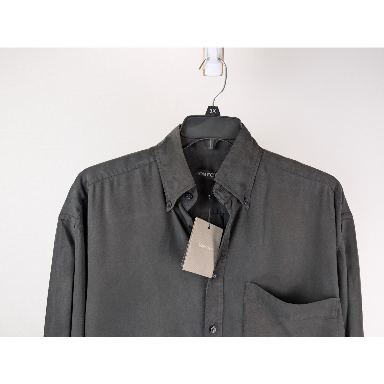 o1rshd1 Button Up Shirt in Black