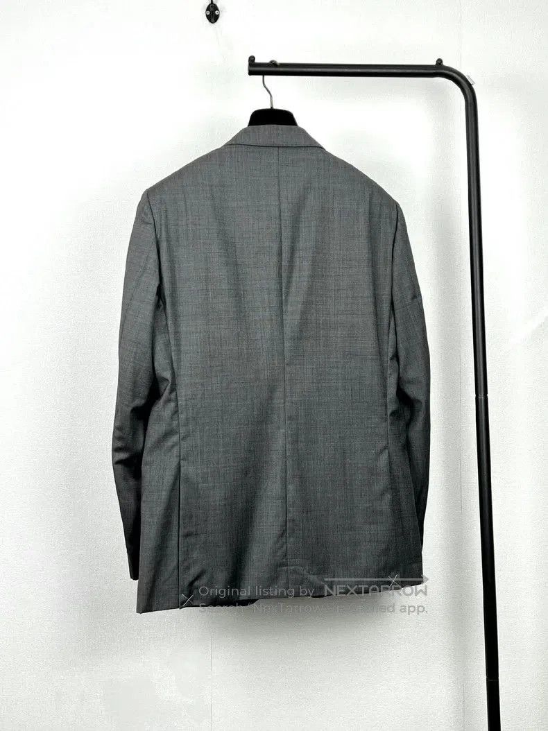 Valentino Valentino Men's Gray Wool Suit. Size US XL / EU 56 / 4 - 3 Thumbnail
