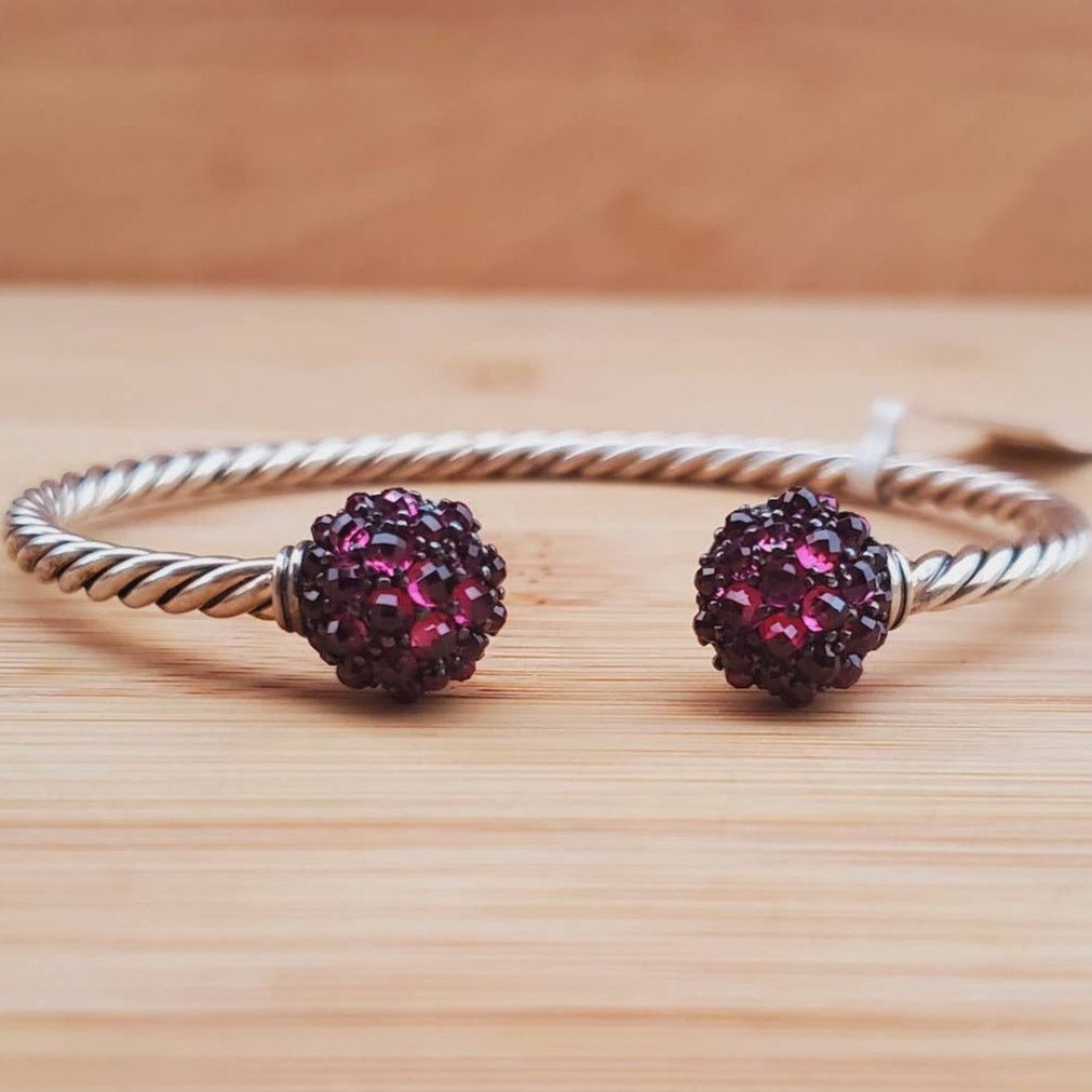 David Yurman David Yurman Garnet Berries Cable Sterling Silver Bracelet Size ONE SIZE - 3 Thumbnail