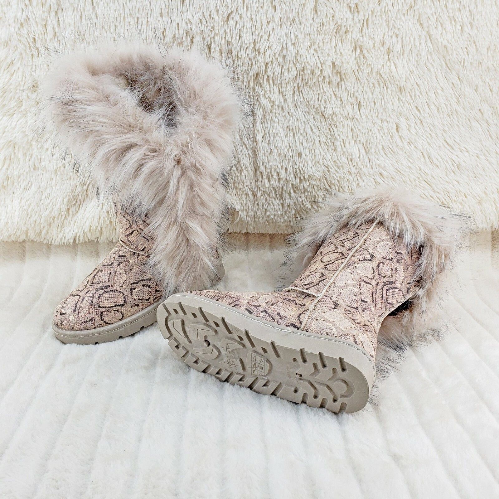 Other Chi Chi Tall Furry Snake Beige Faux Fur Lined Flat Winter Bo Size US 7 / IT 37 - 2 Thumbnail