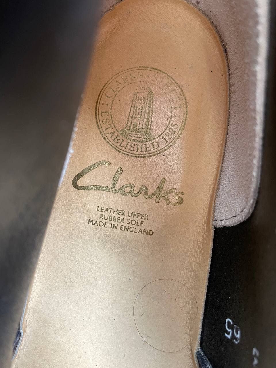 Clarks Clarks Vintage Made in England Desert Suede Shoes Size US 11 / EU 44 - 8 Thumbnail
