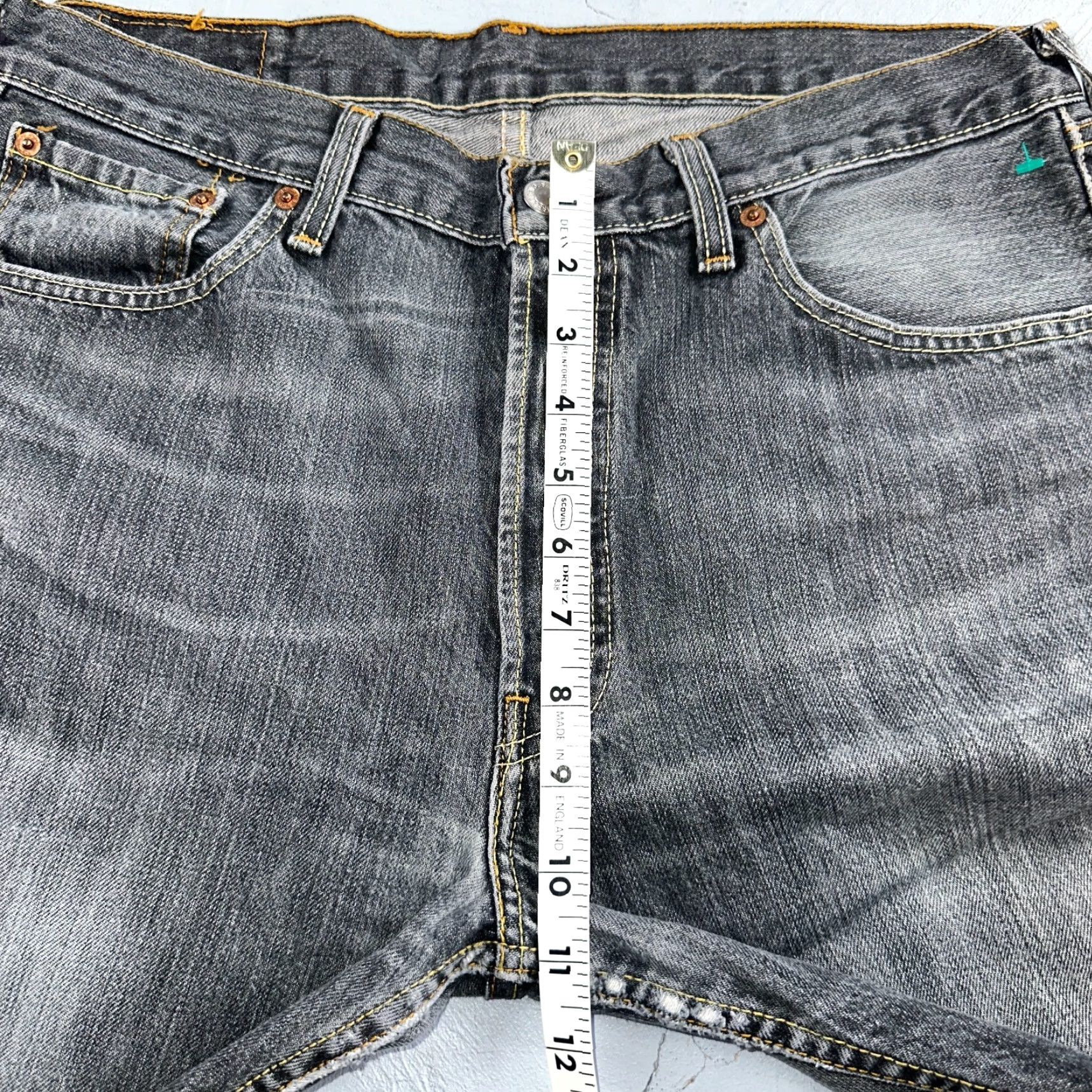 Levi's VINTAGE Levi's 501 Jeans Straight Men 34x34 Black Light Wash 1990s Y2K 90s Classic Fit Denim Jeans Mens Size US 34 / EU 50 - 7 Thumbnail