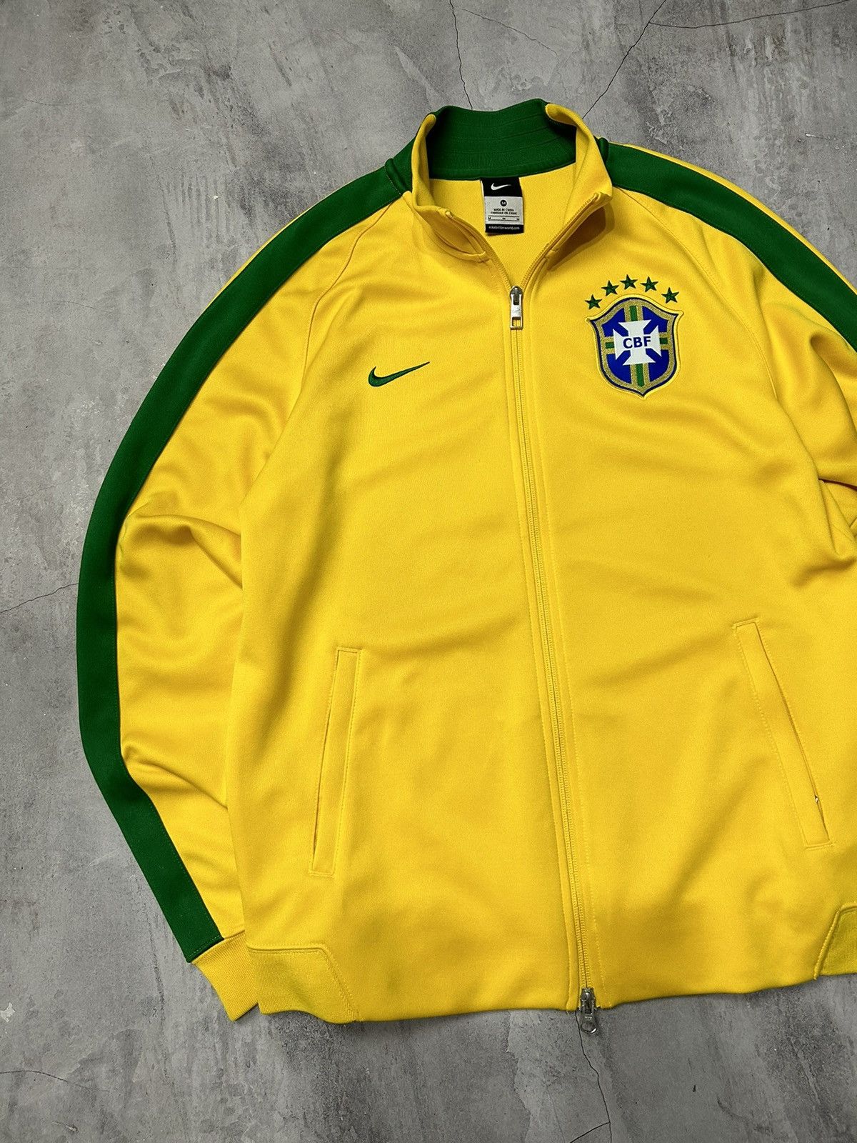 Nike Vintage Nike Brazil Soccer Zip Sweatshirt Track Football Size US M / EU 48-50 / 2 - 3 Thumbnail